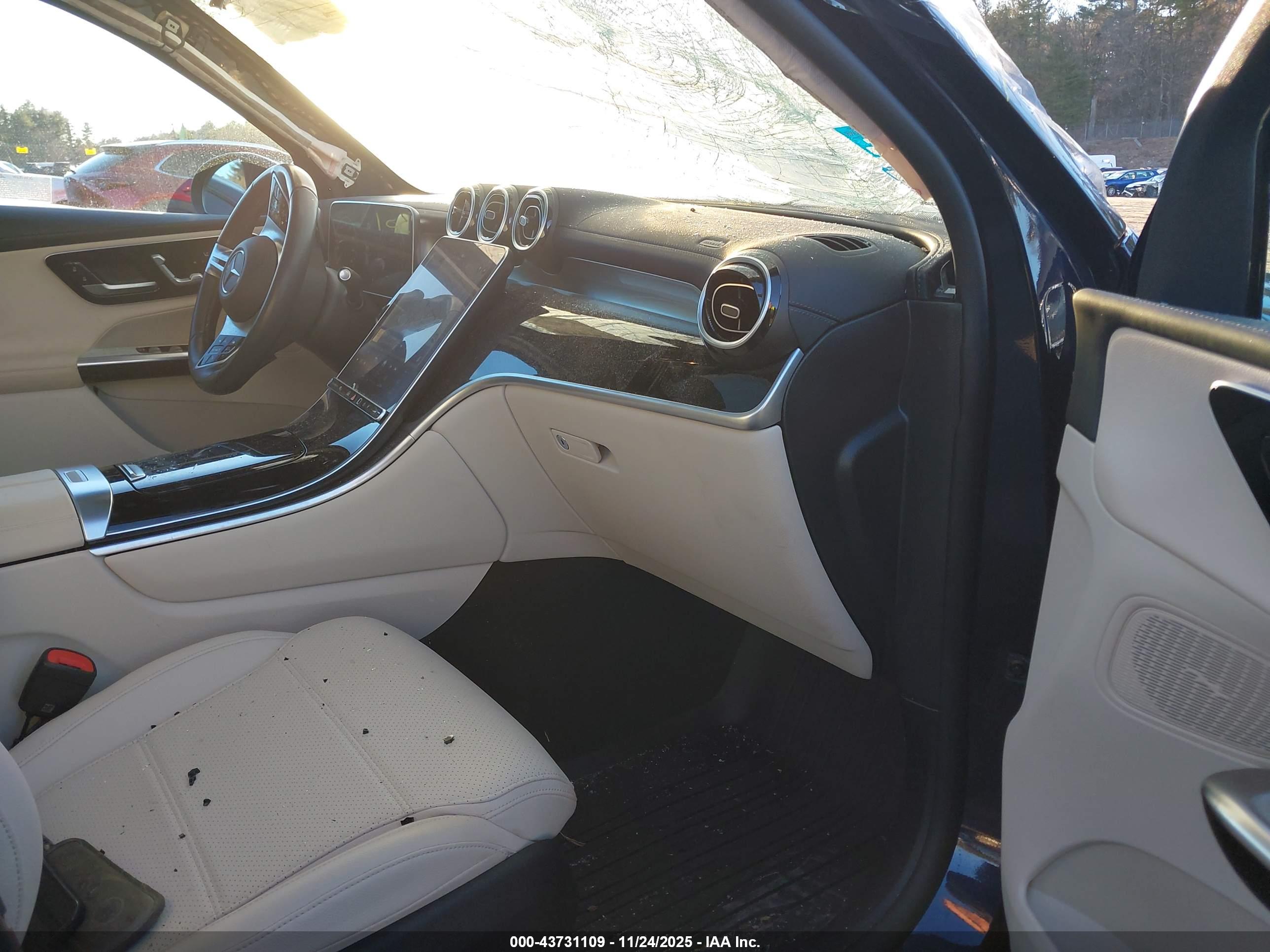 MERCEDES-BENZ GLC image 5