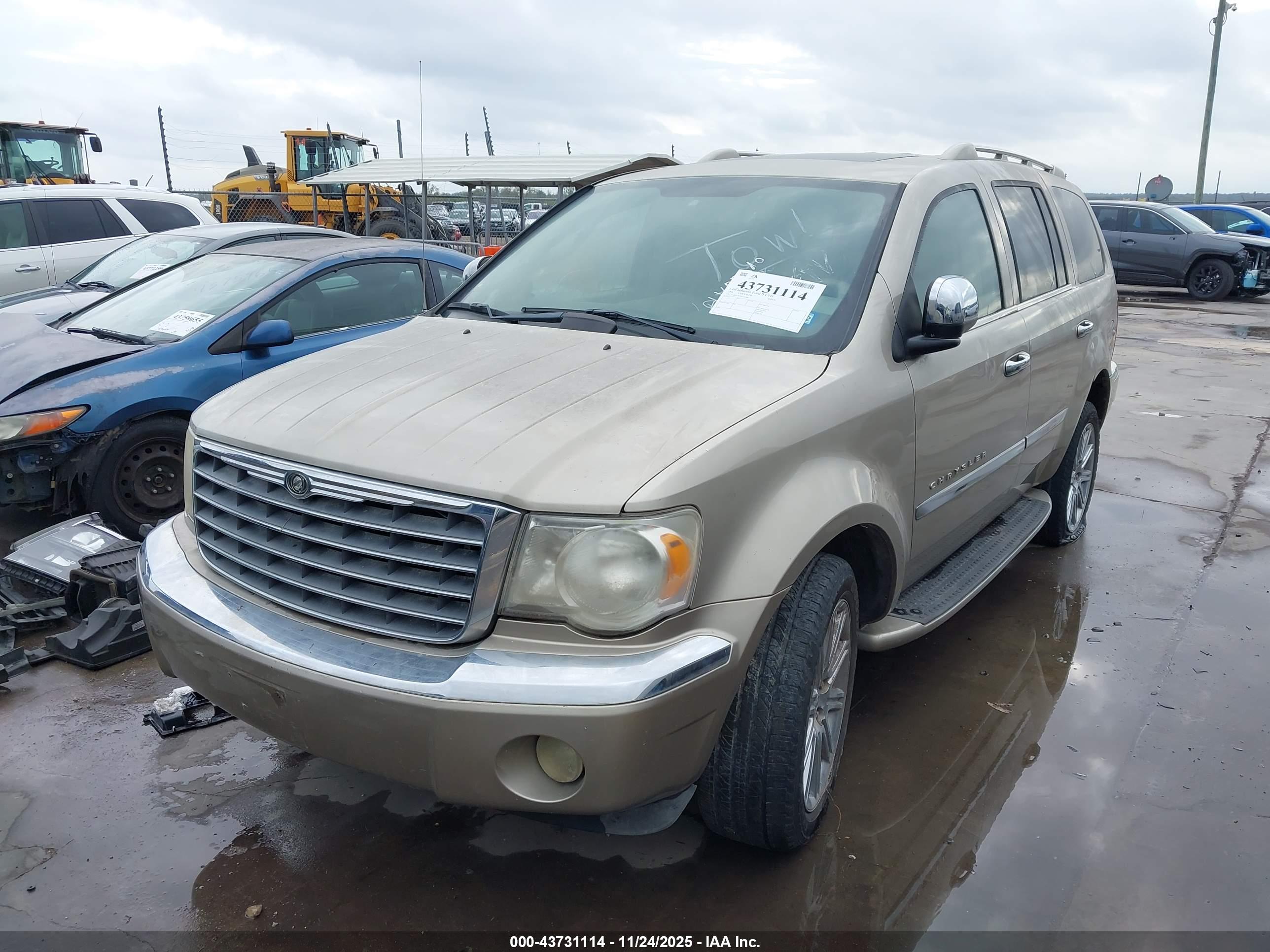 CHRYSLER ASPEN image 2