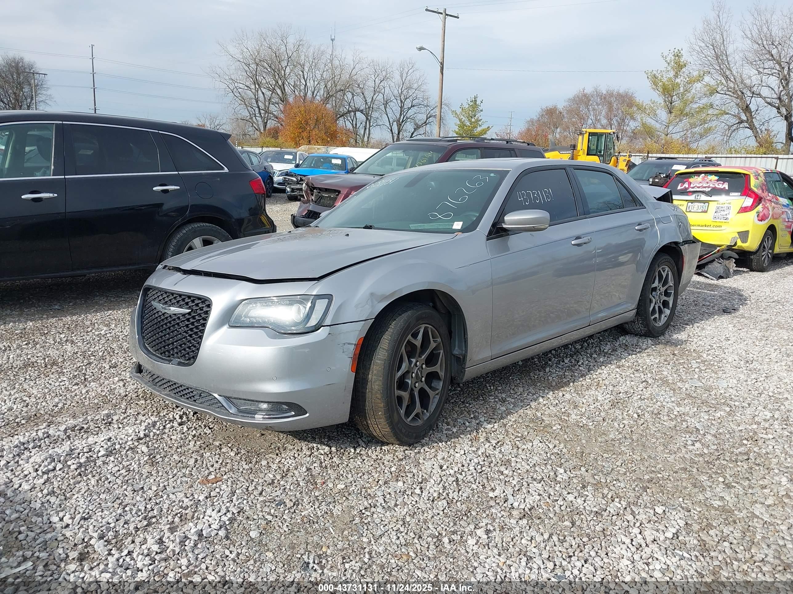 CHRYSLER 300 image 2
