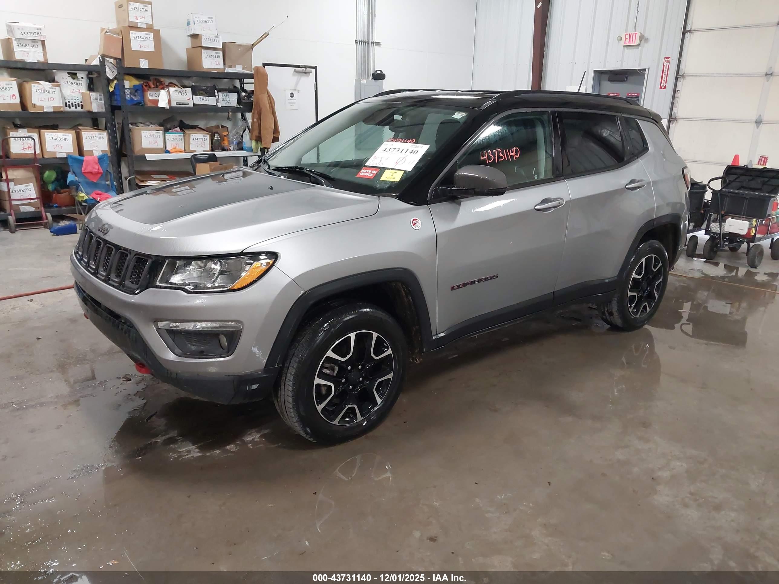 JEEP COMPASS image 2