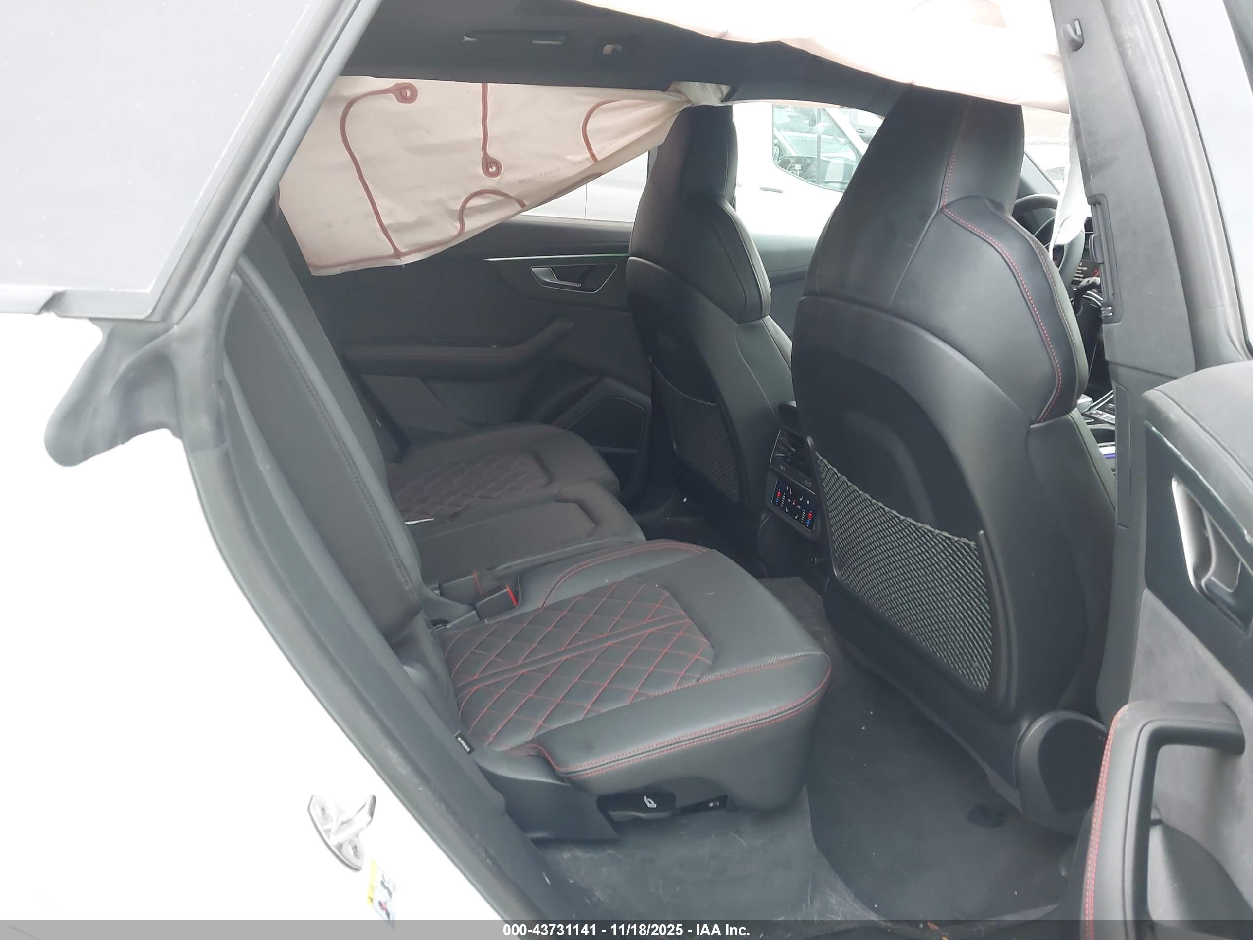 AUDI SQ8 image 8