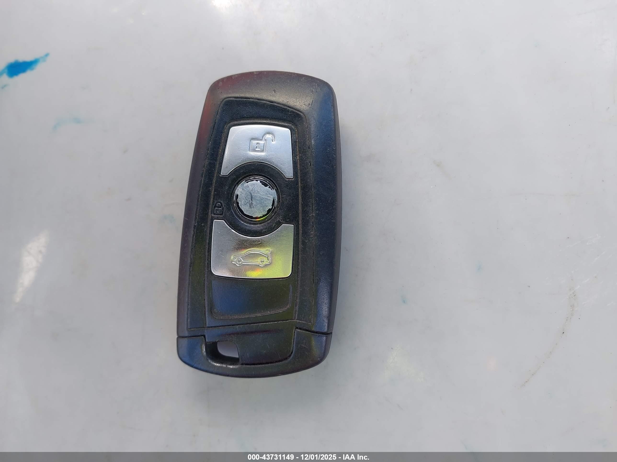 BMW 328I image 11