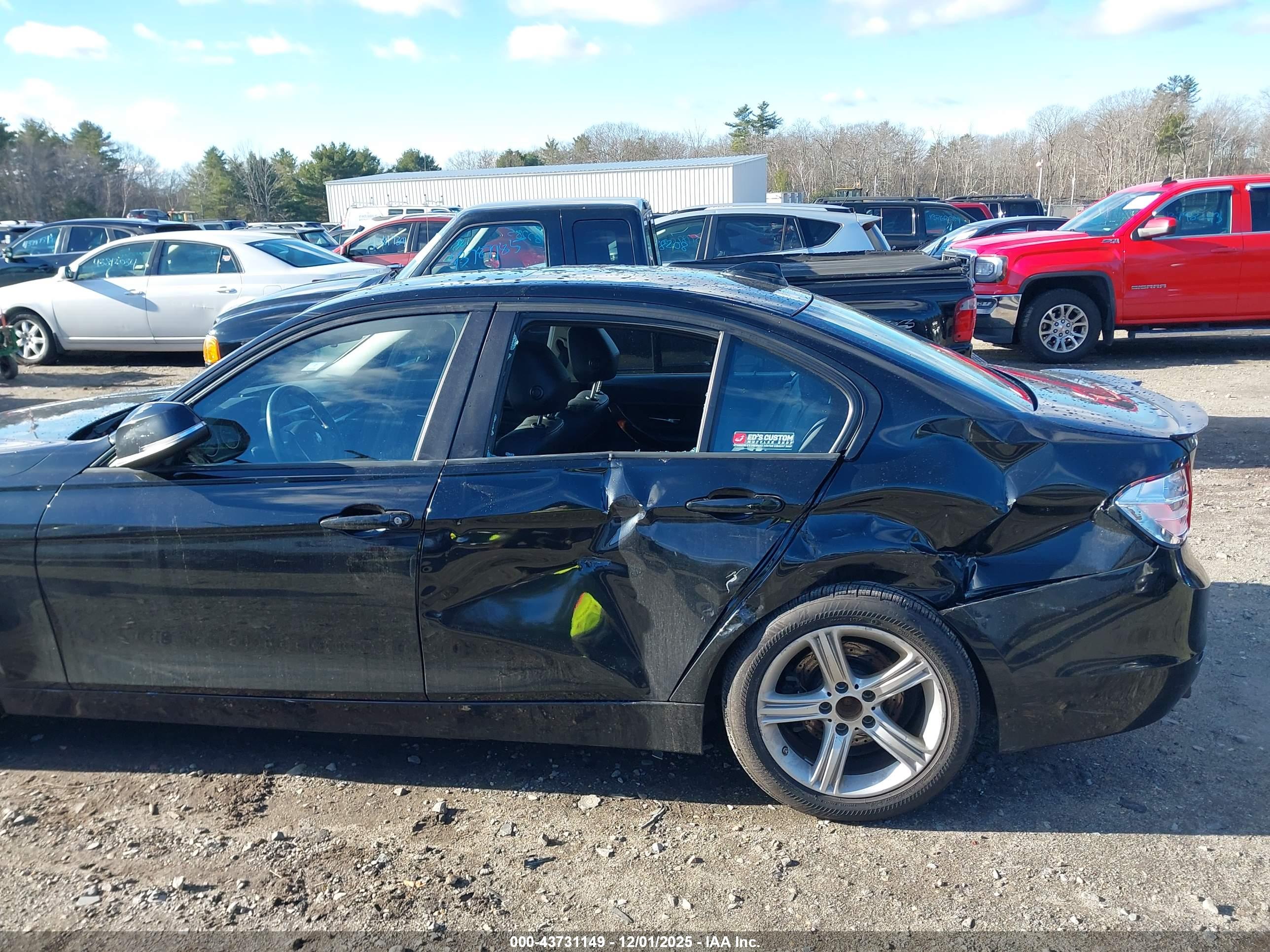 BMW 328I image 6