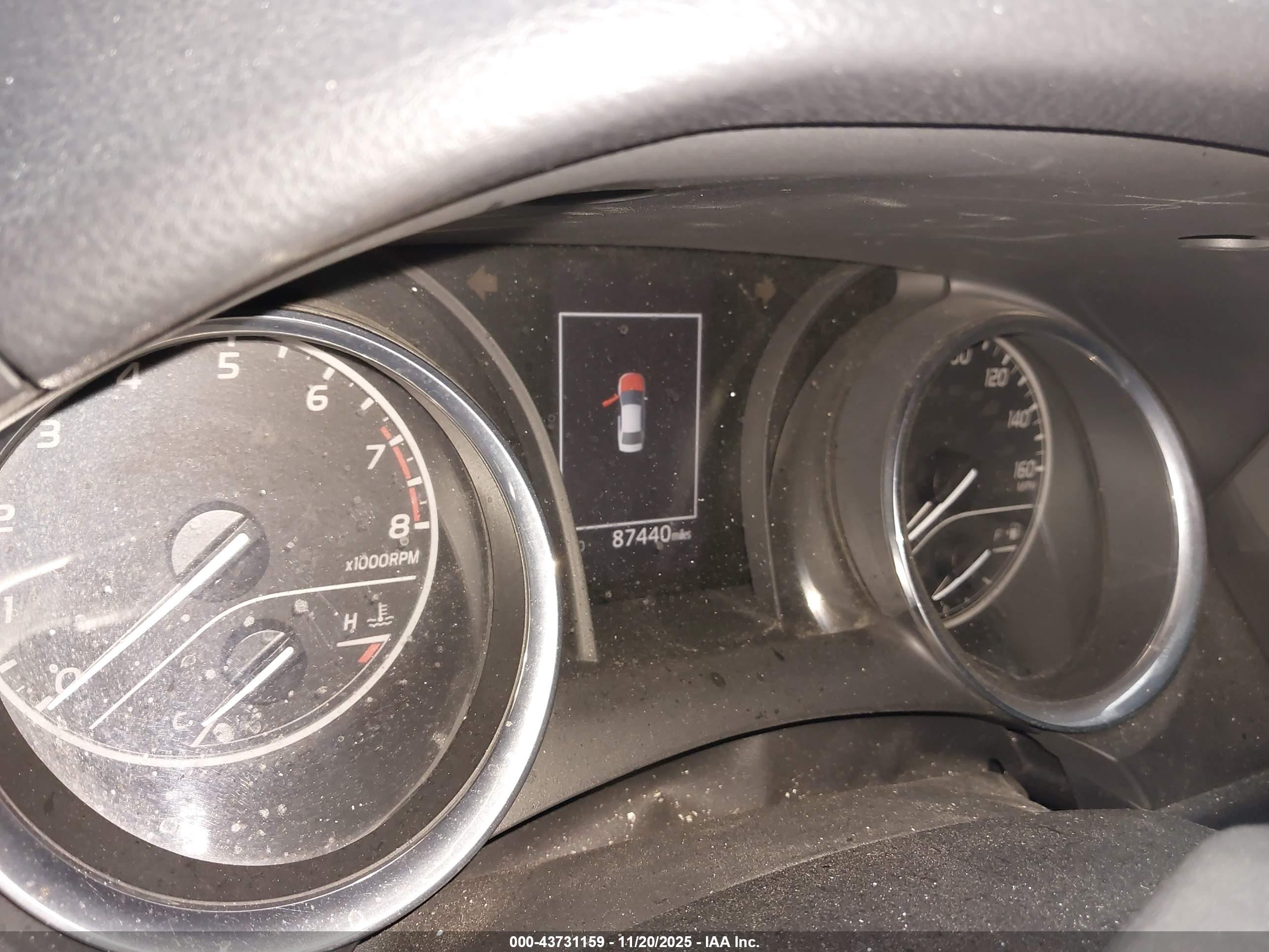 TOYOTA CAMRY image 7