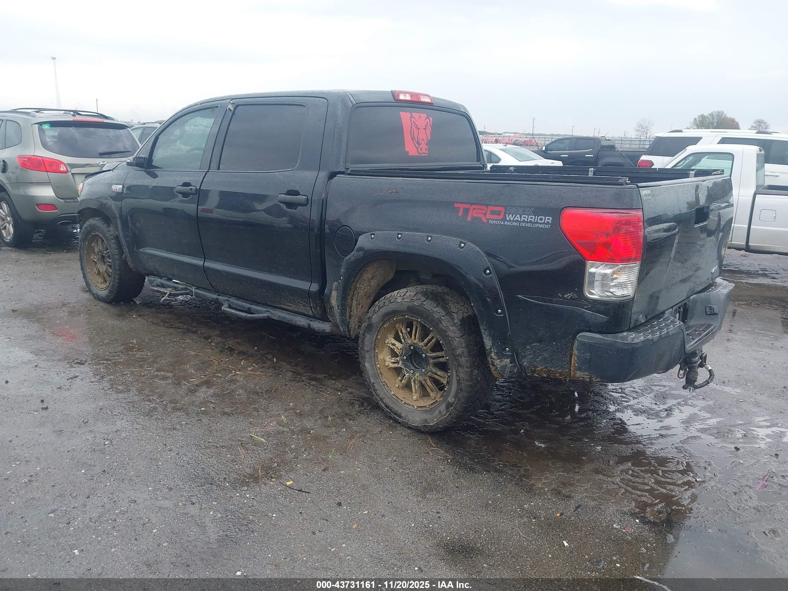 TOYOTA TUNDRA image 3