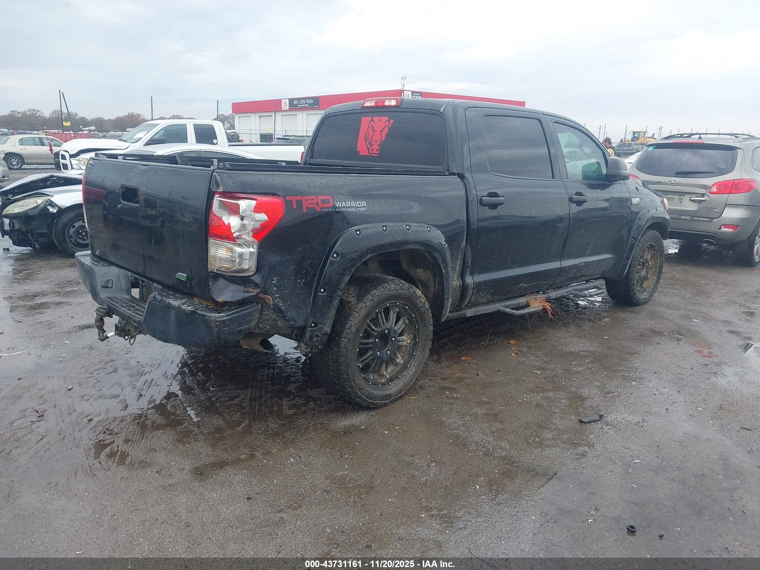 TOYOTA TUNDRA image 4