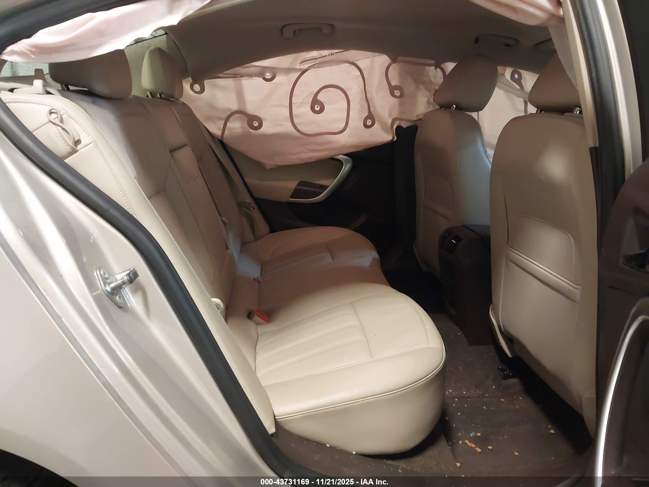 BUICK REGAL image 8