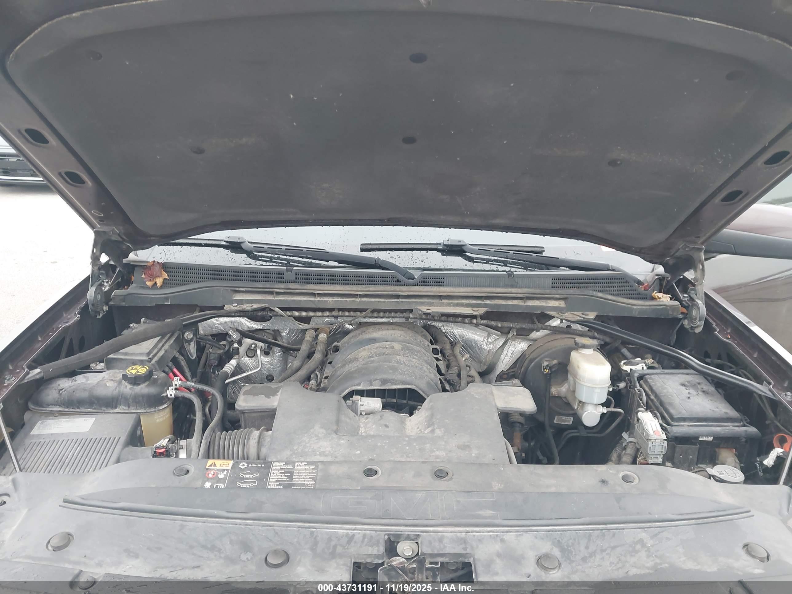 GMC SIERRA image 10