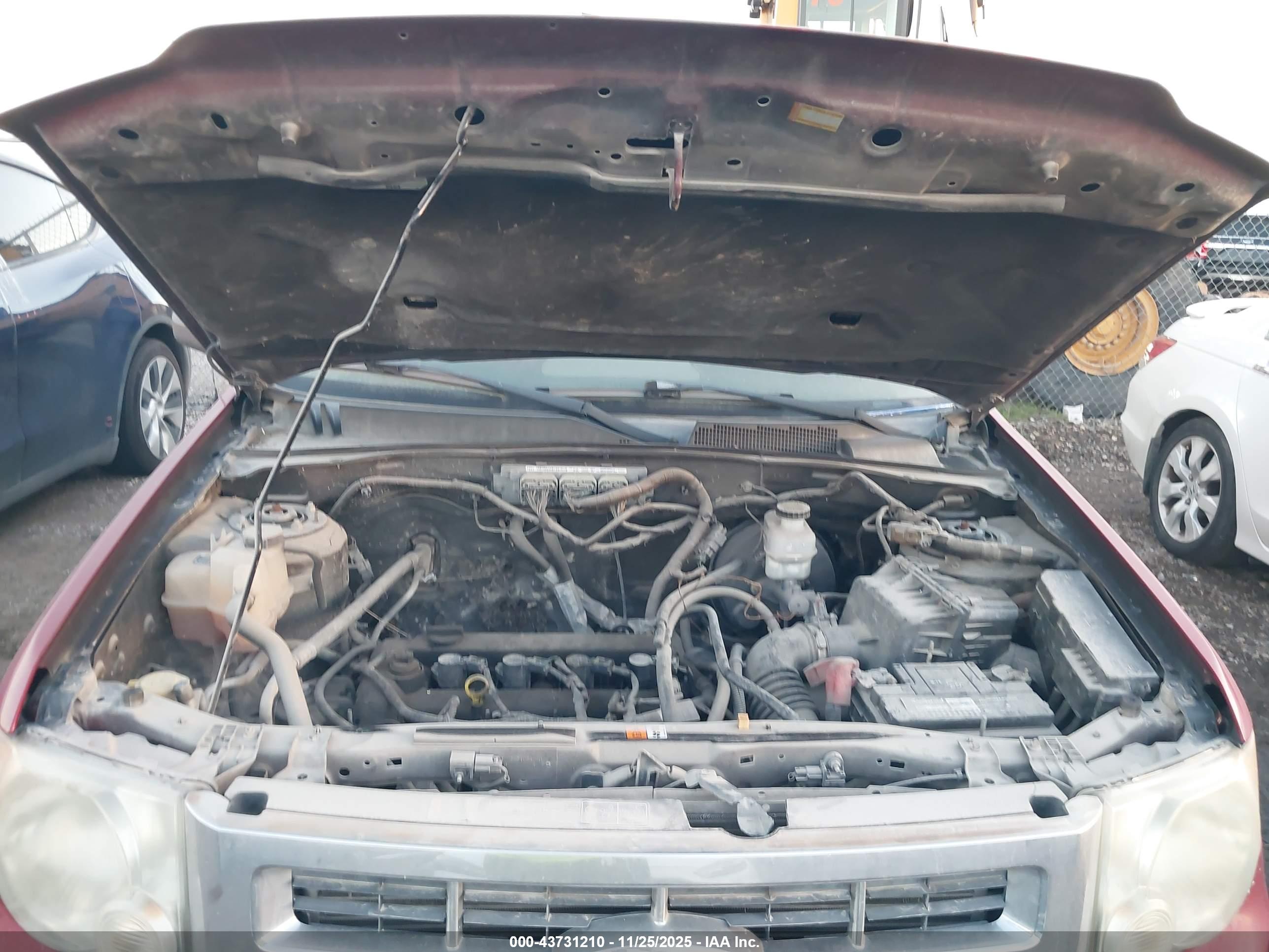 FORD ESCAPE image 10