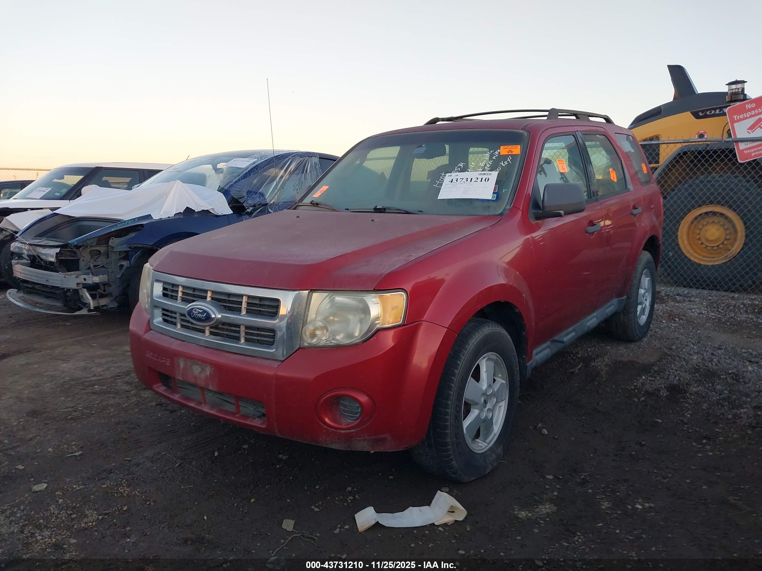 FORD ESCAPE image 2