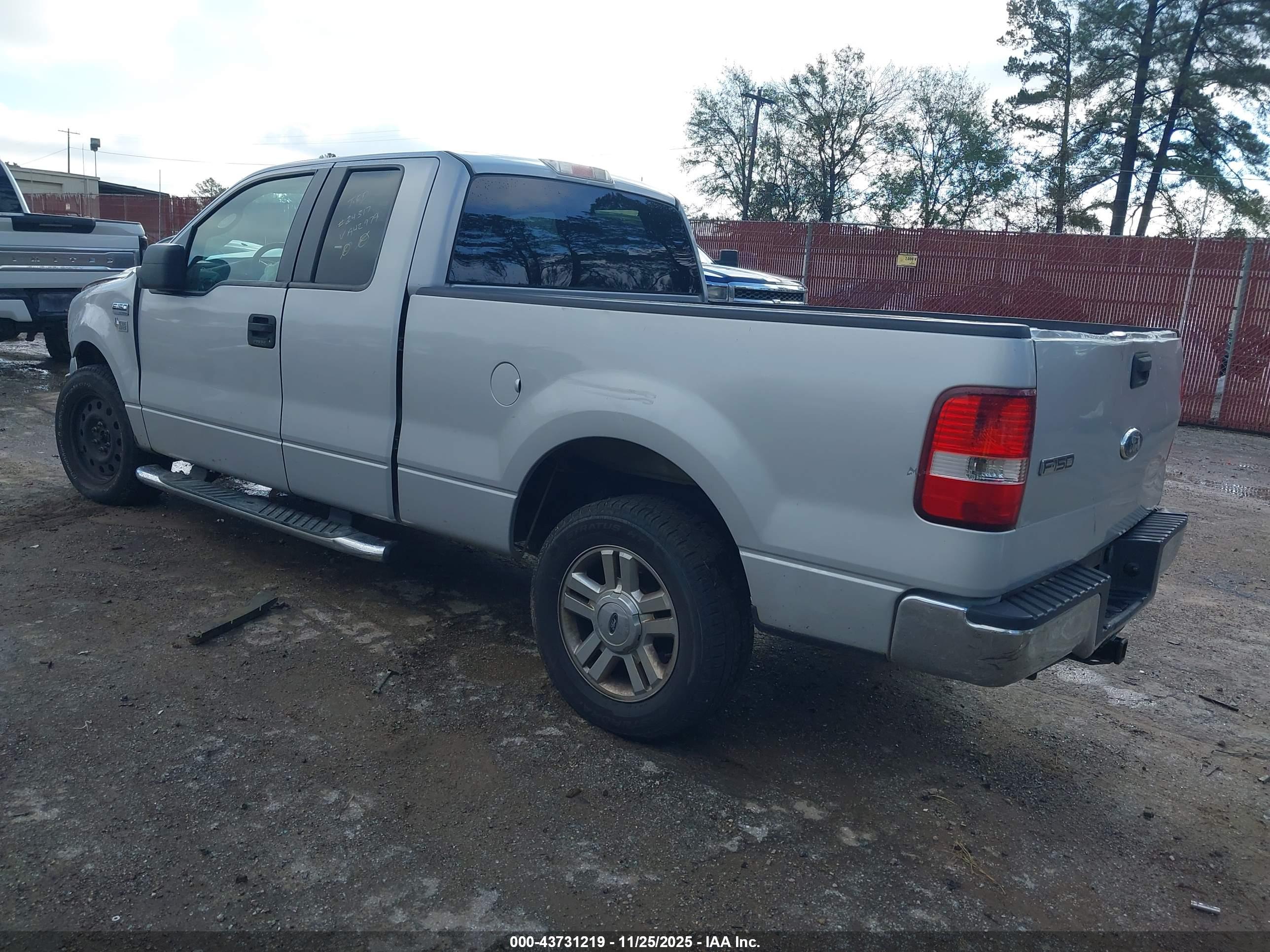 FORD F-150 image 3