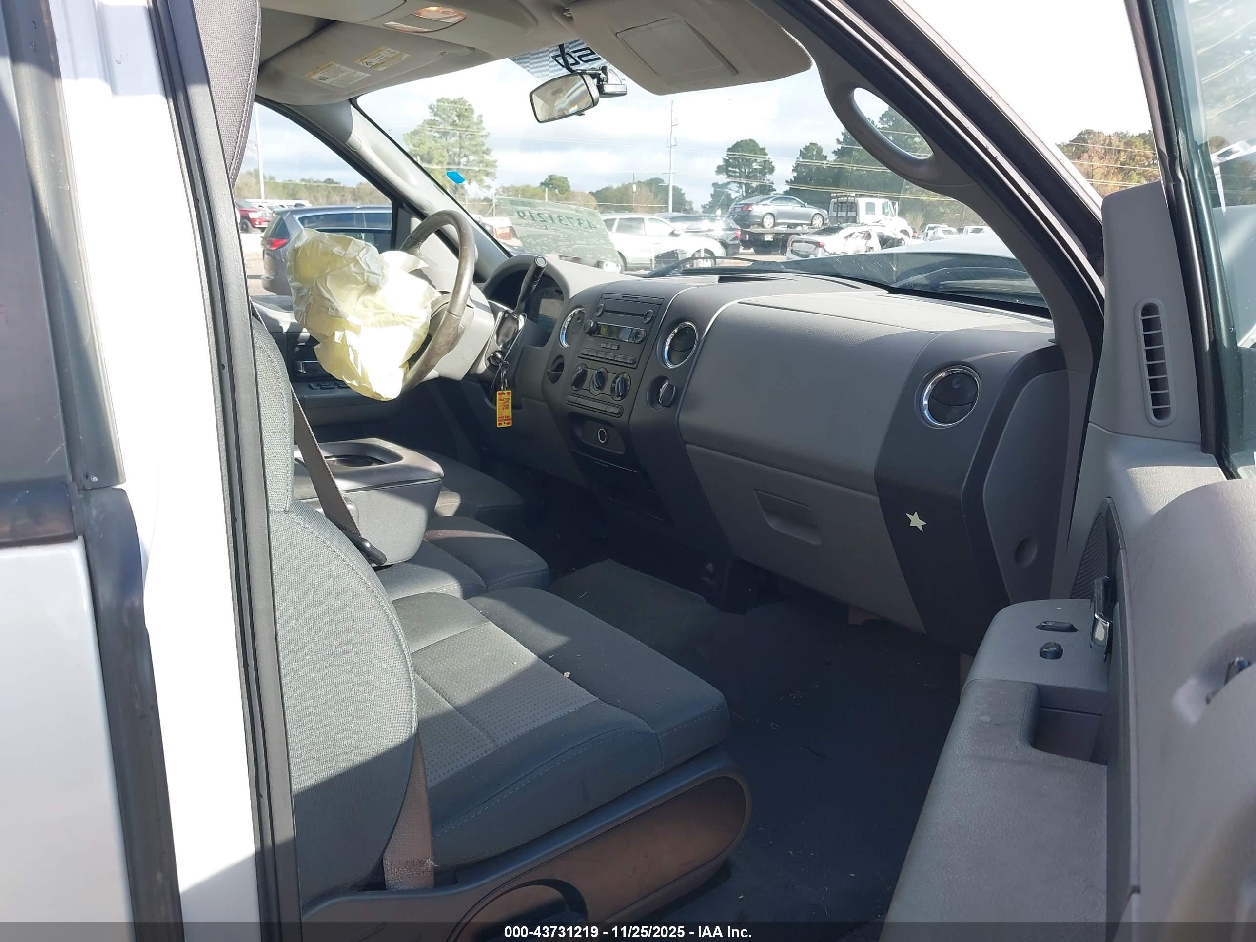 FORD F-150 image 5