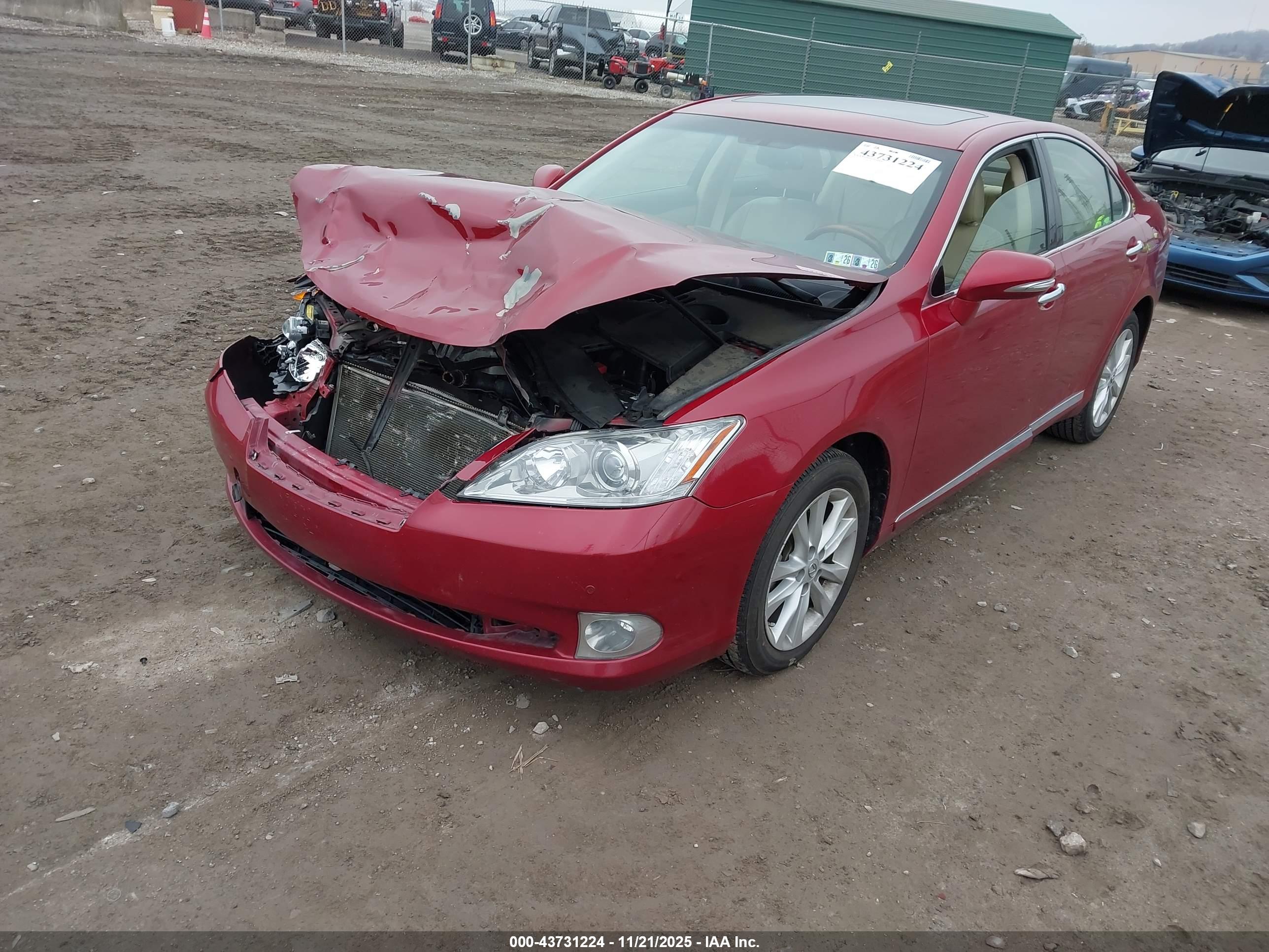 LEXUS ES image 2