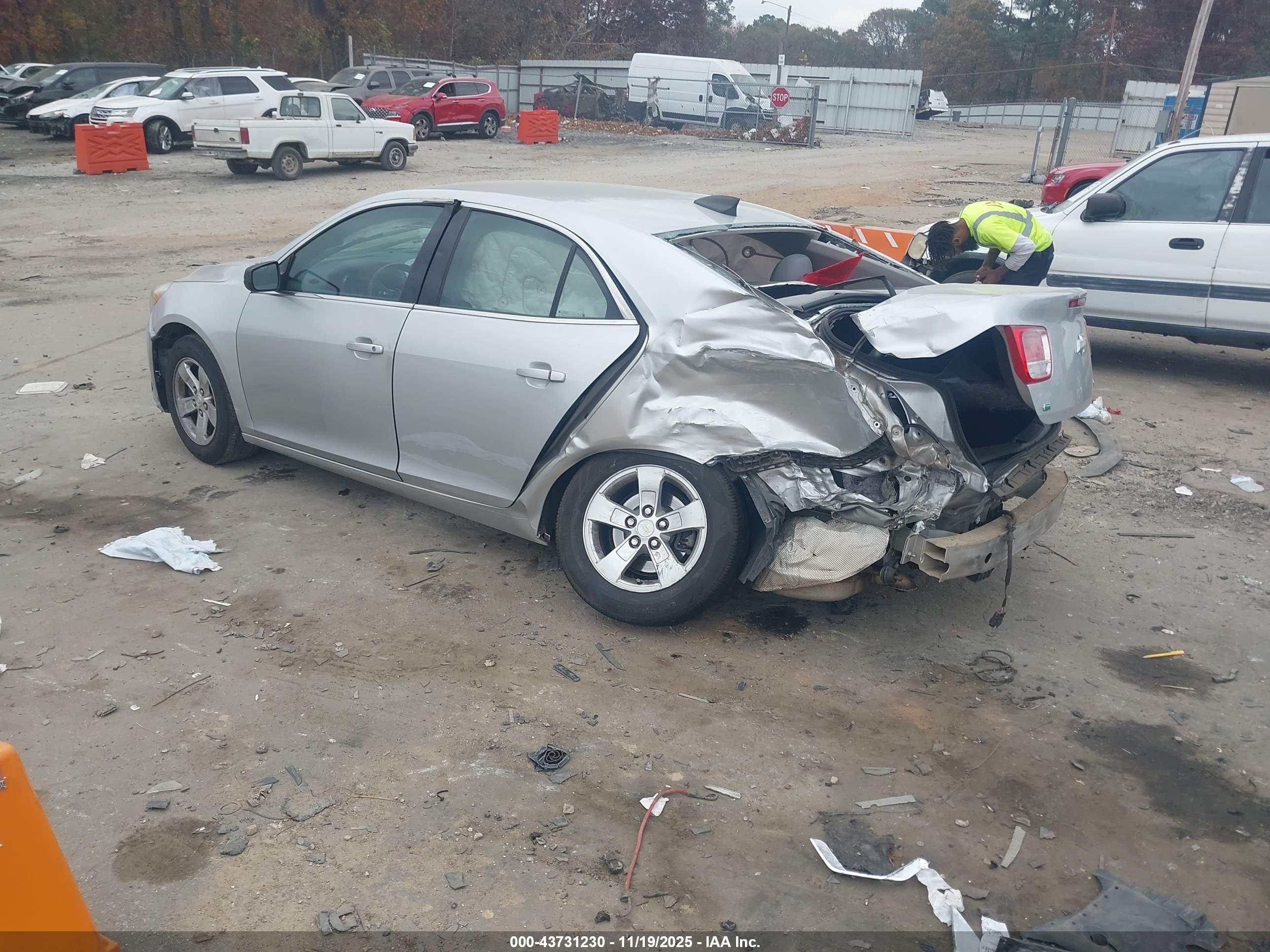 CHEVROLET MALIBU image 3