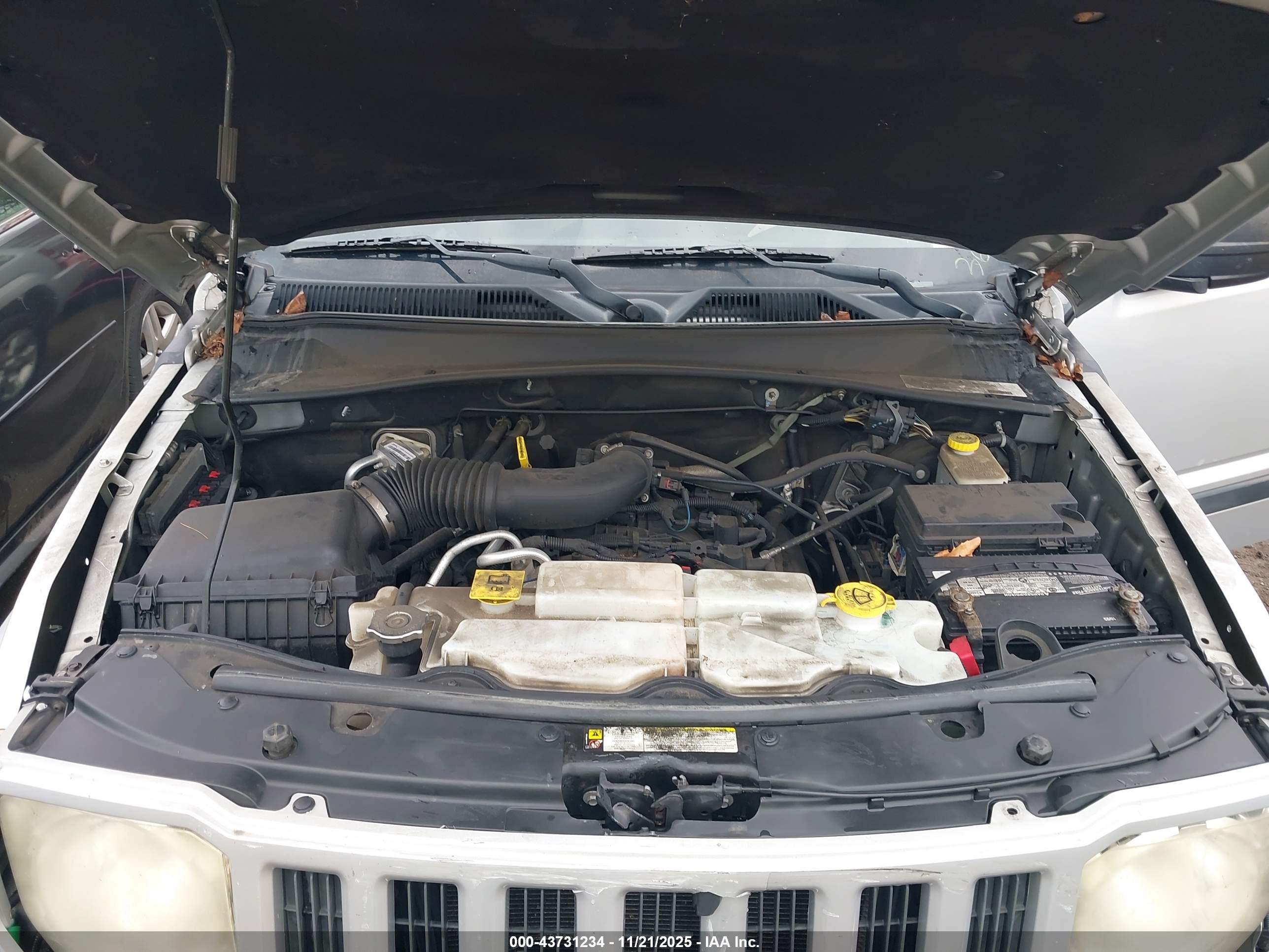 JEEP LIBERTY image 10