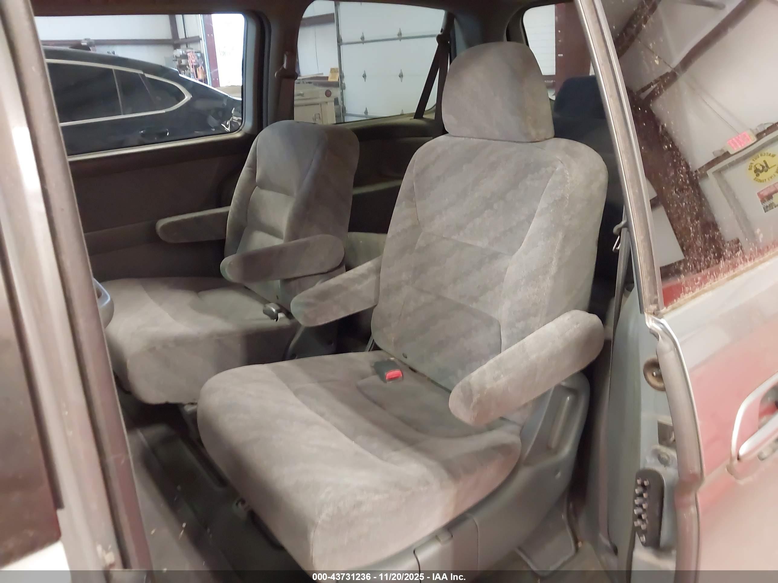 HONDA ODYSSEY image 8