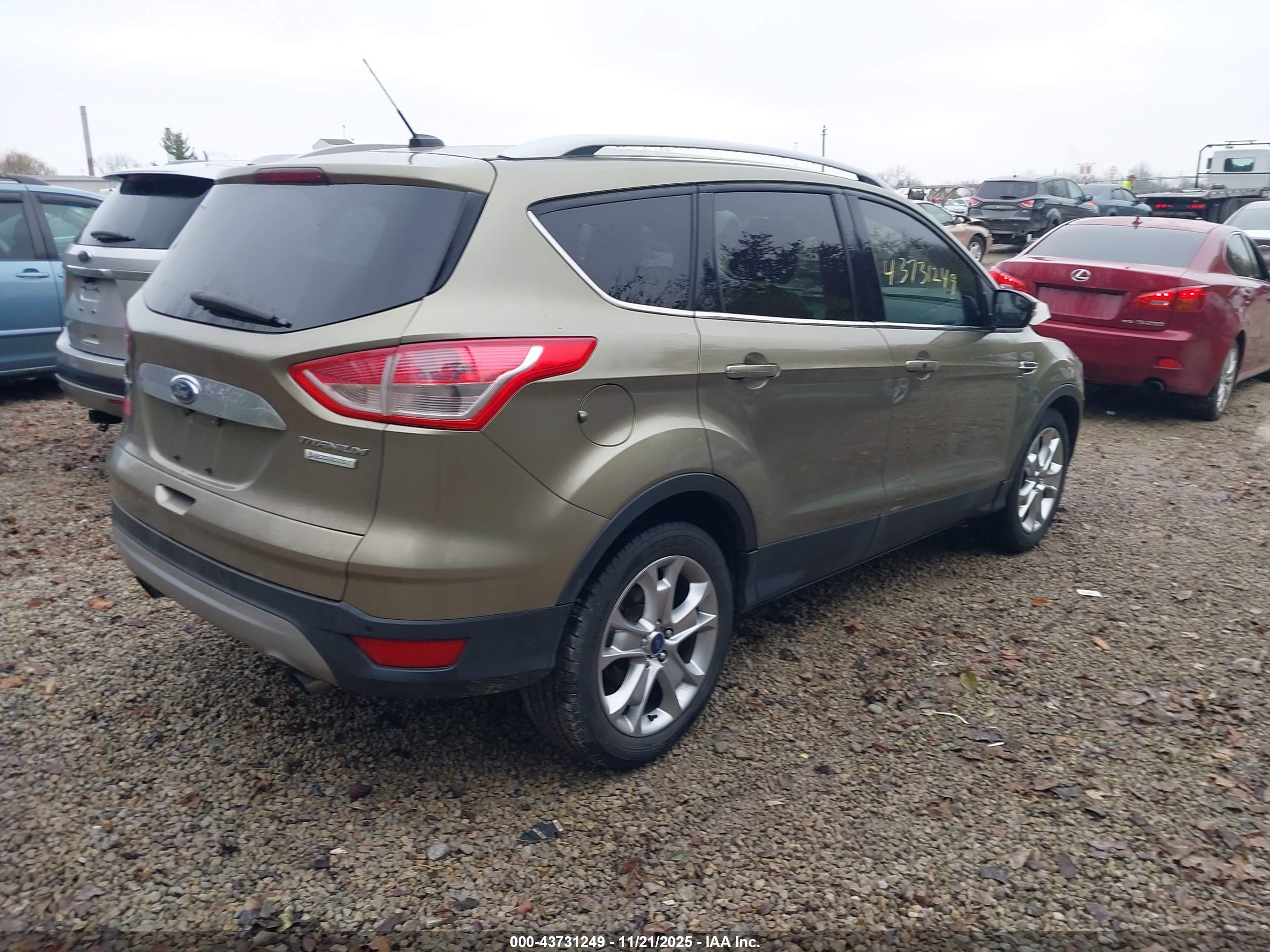 FORD ESCAPE image 4