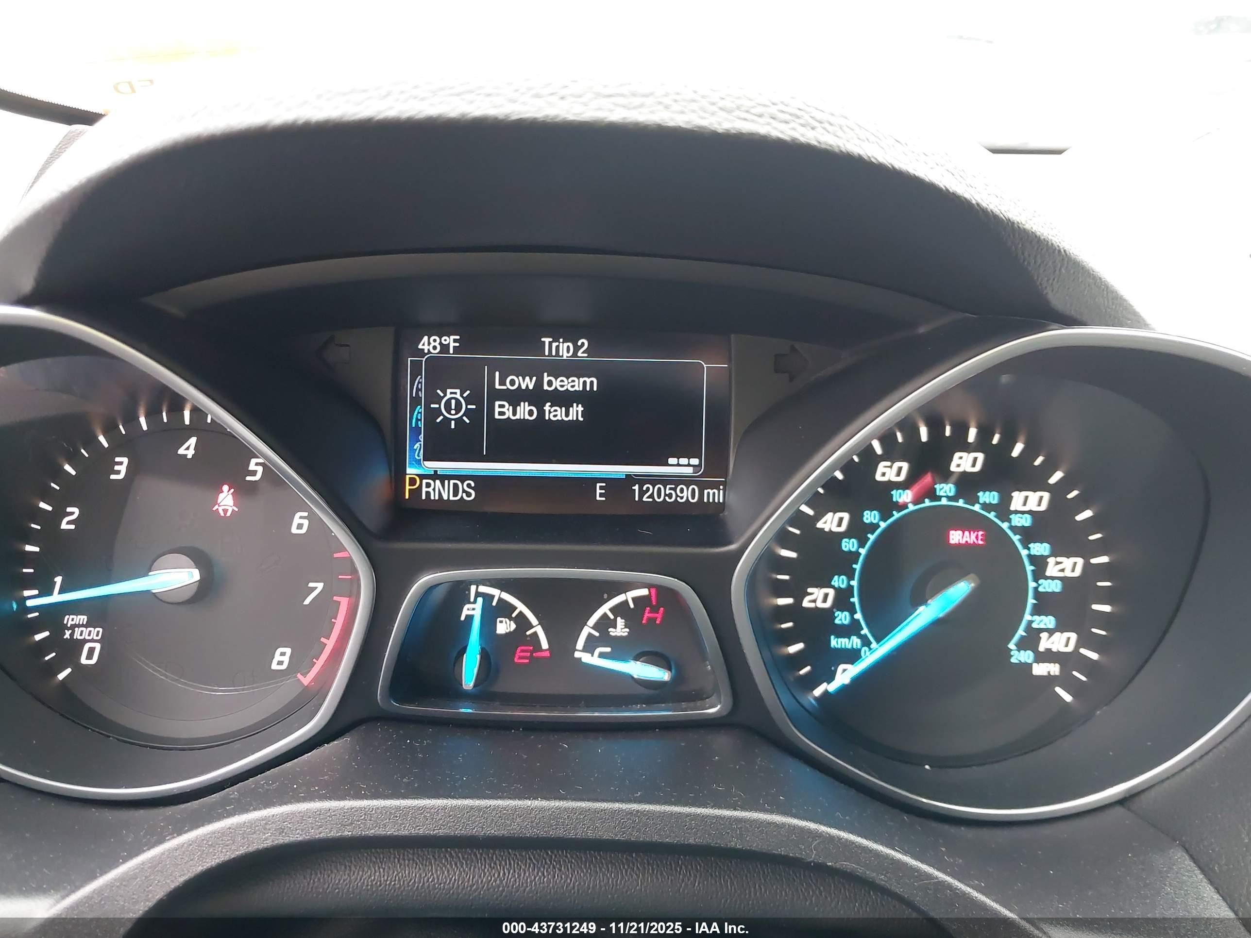 FORD ESCAPE image 7