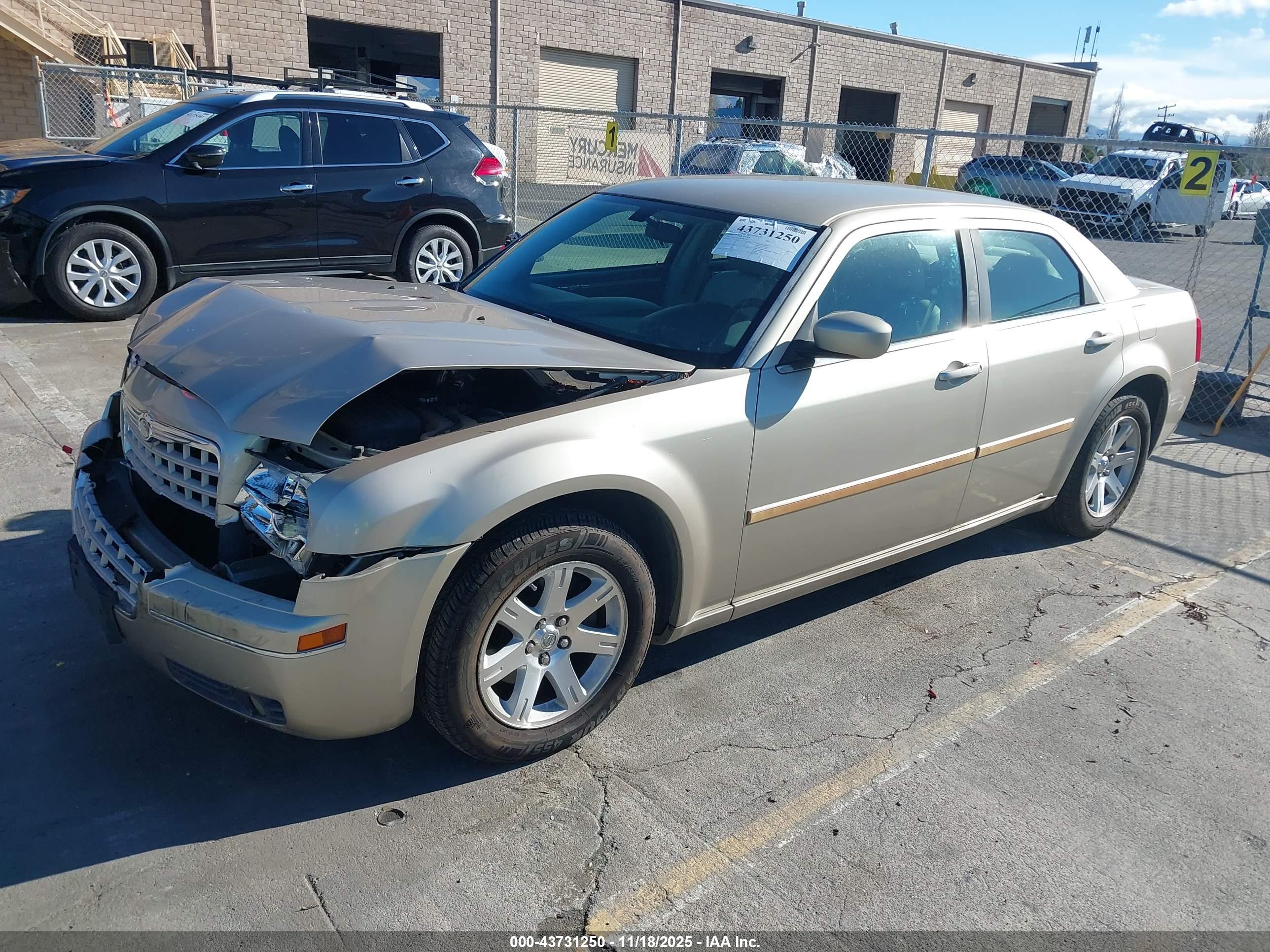 CHRYSLER 300 image 2