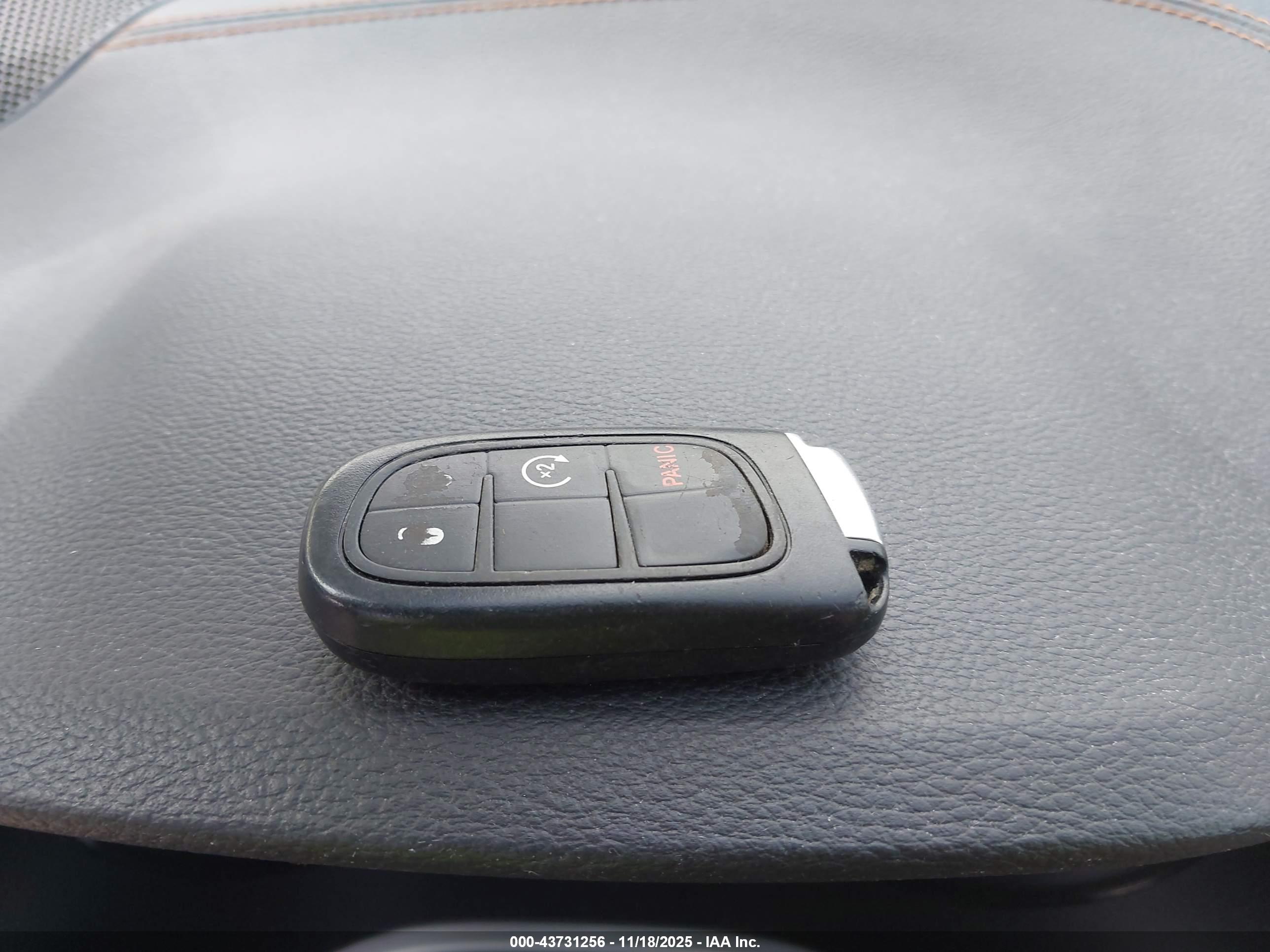 JEEP CHEROKEE image 11