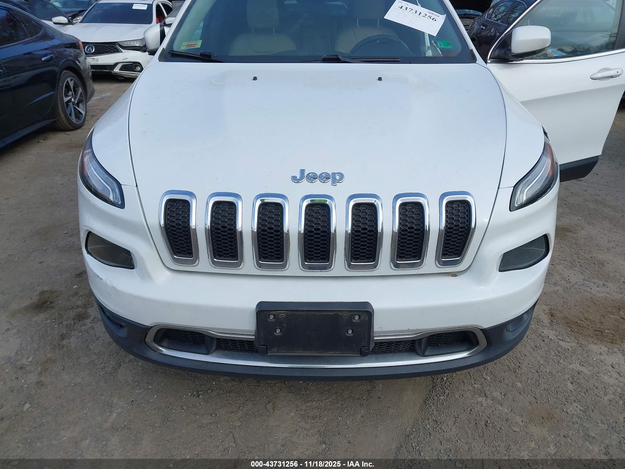 JEEP CHEROKEE image 6