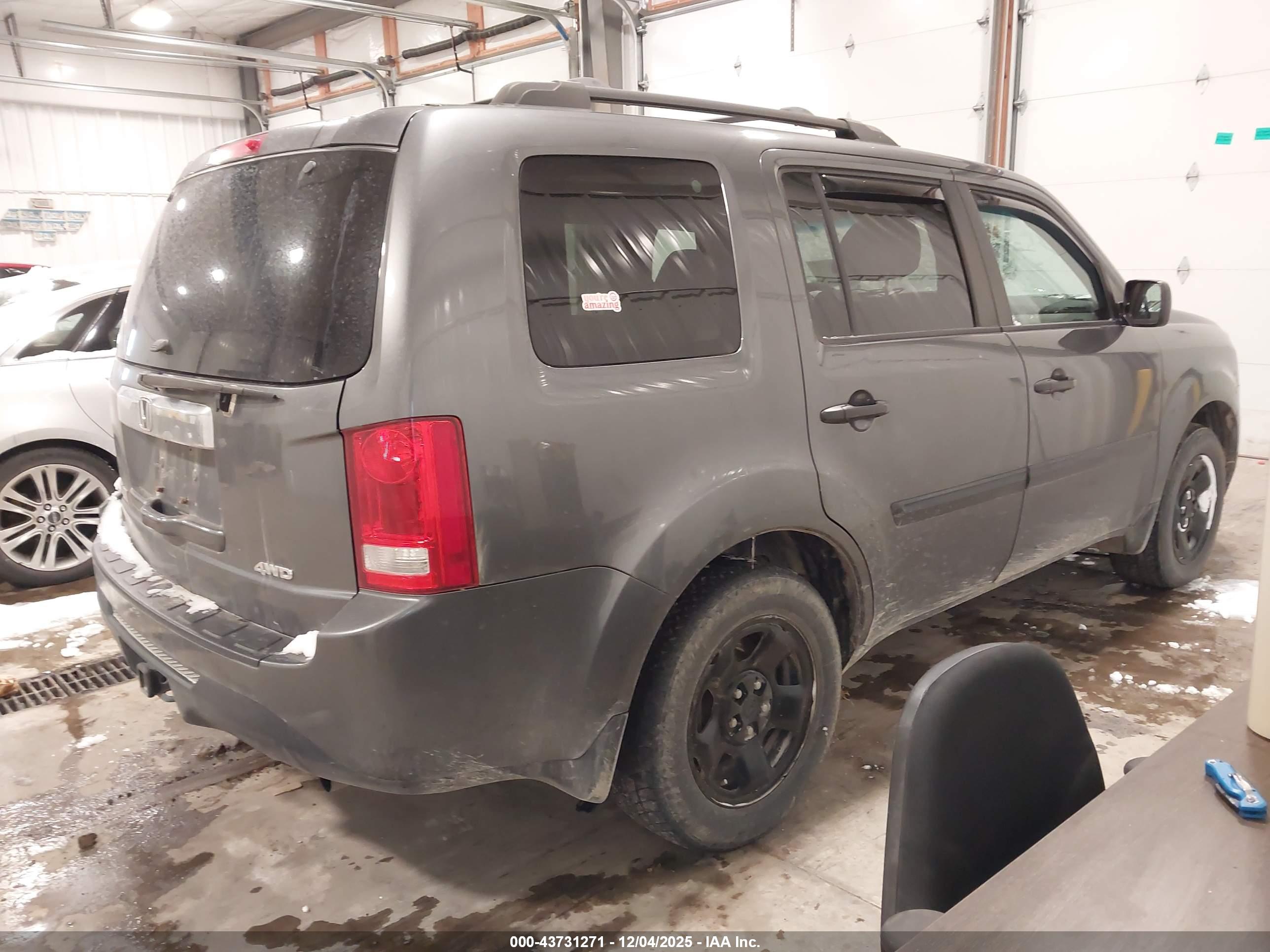 HONDA PILOT image 4