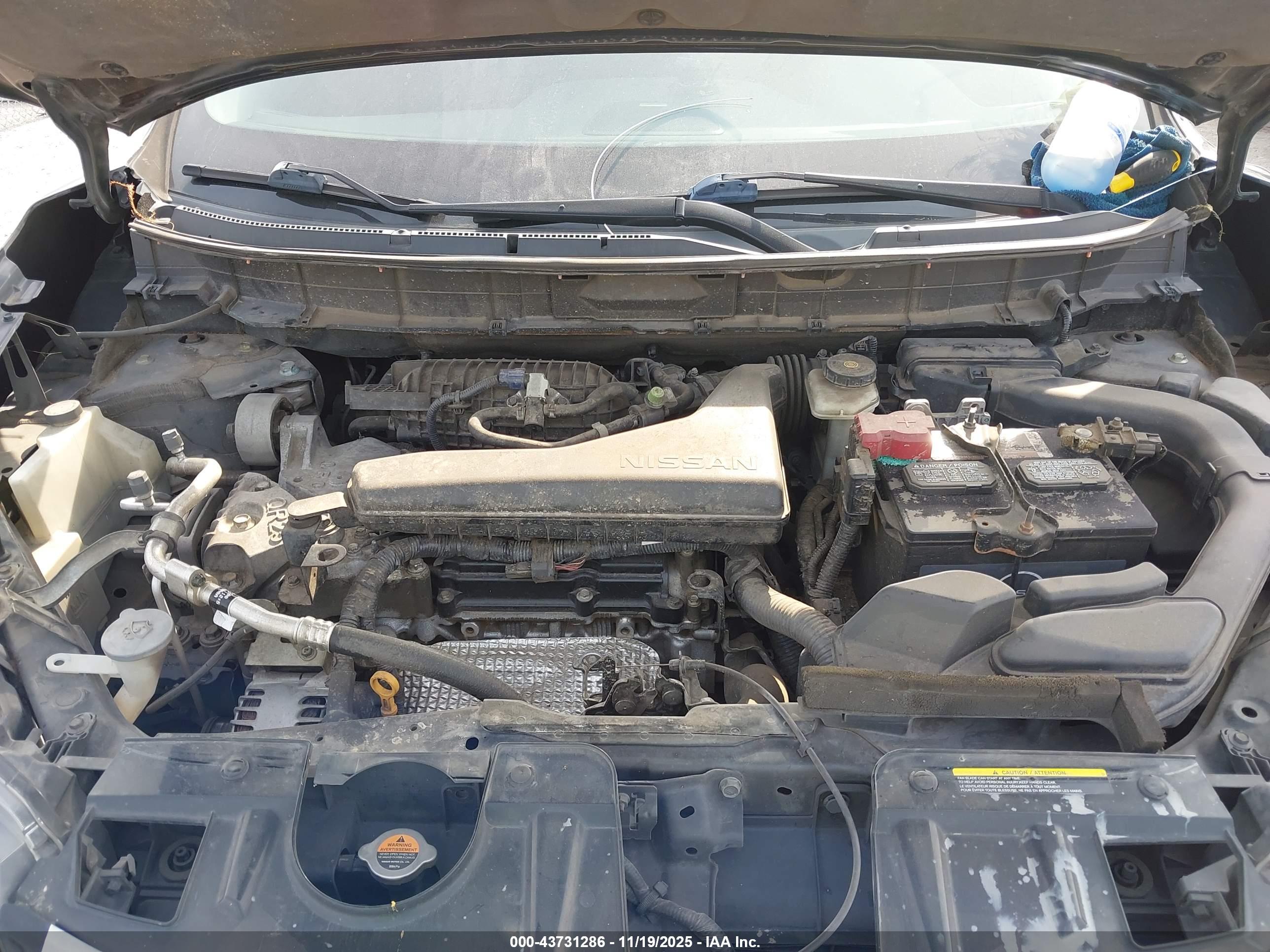 NISSAN ROGUE image 10