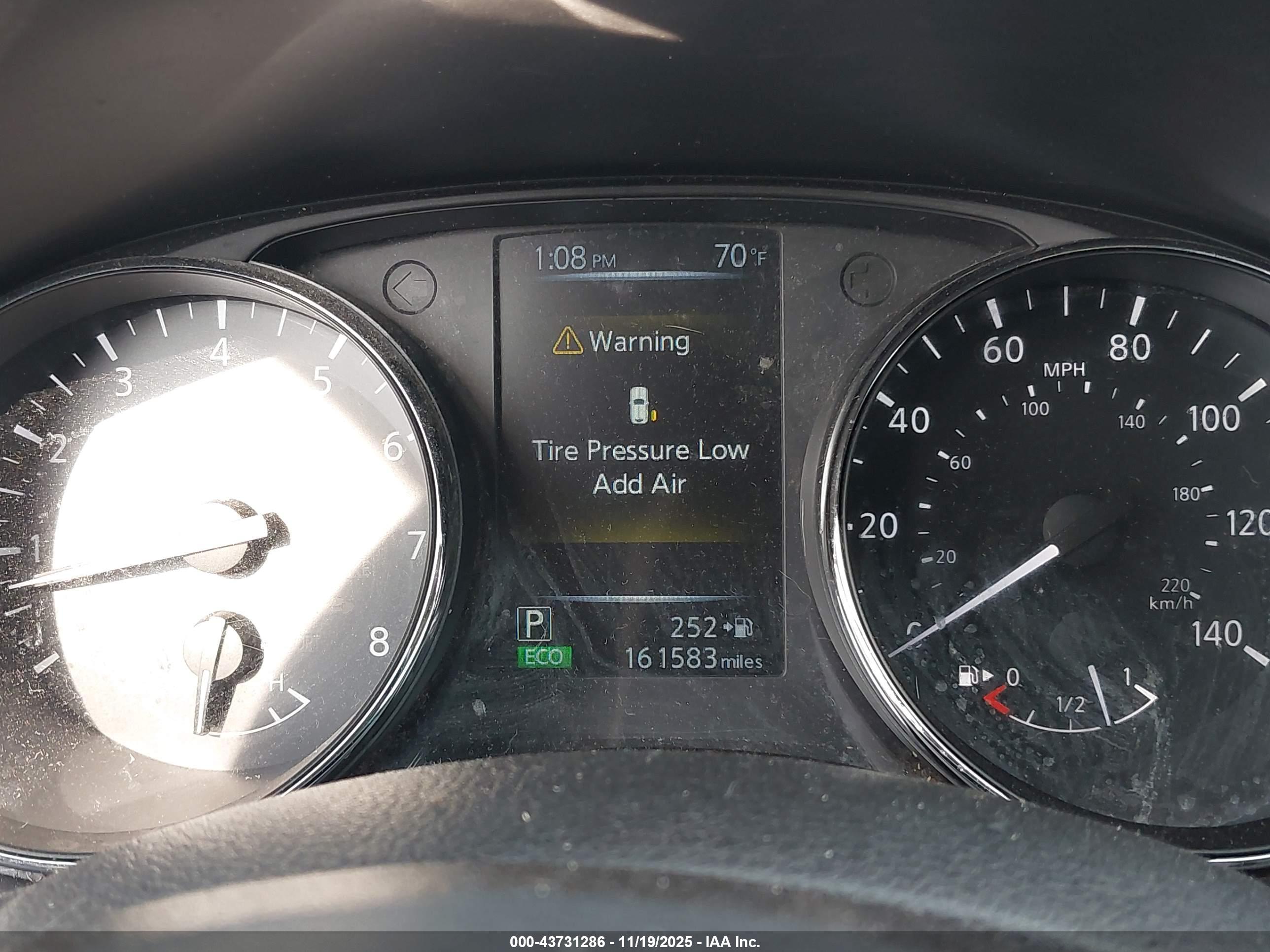 NISSAN ROGUE image 7