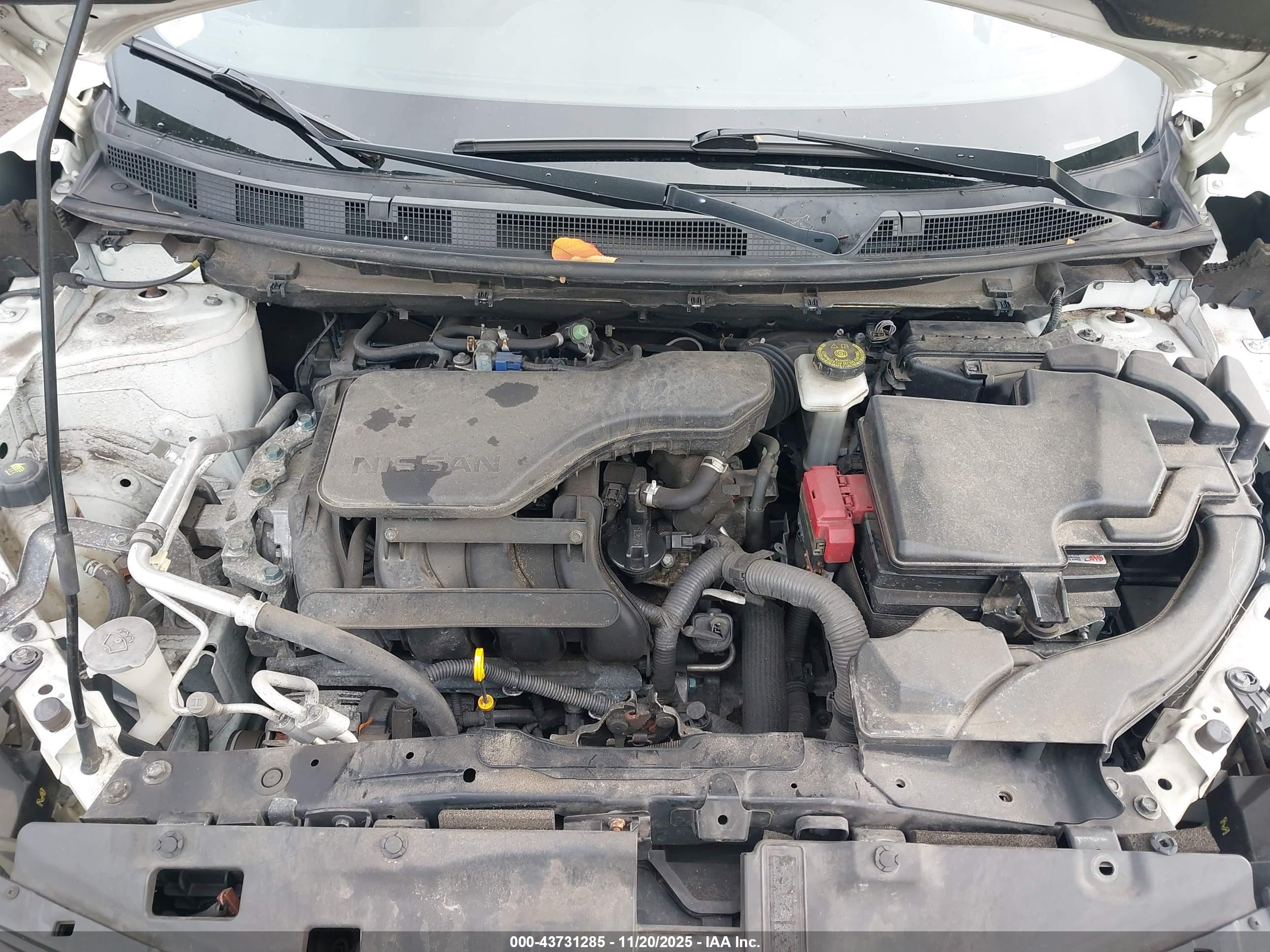 NISSAN ROGUE image 10
