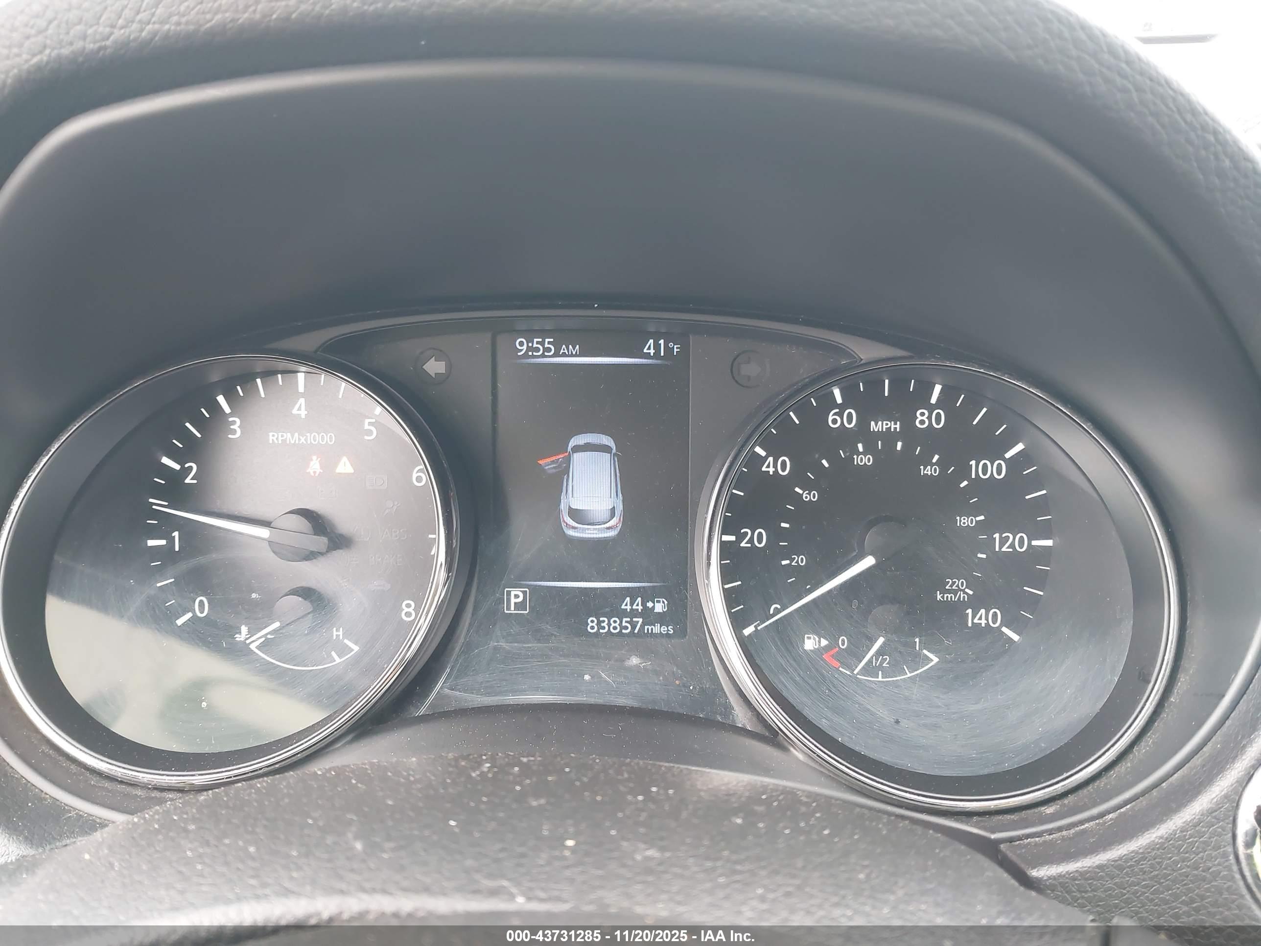 NISSAN ROGUE image 7