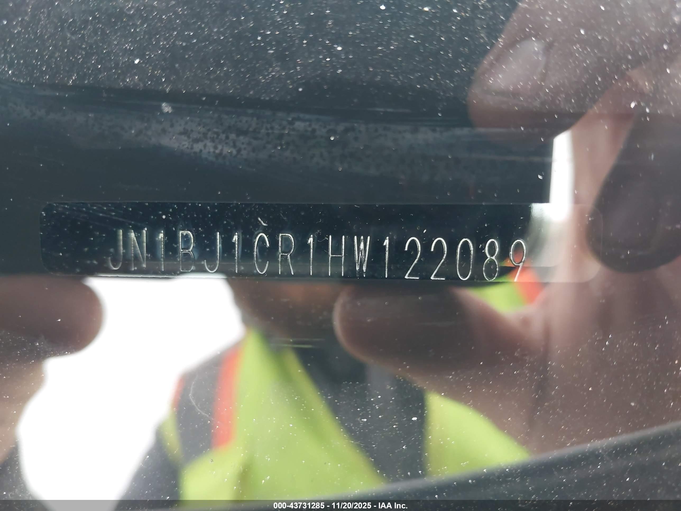 NISSAN ROGUE image 9
