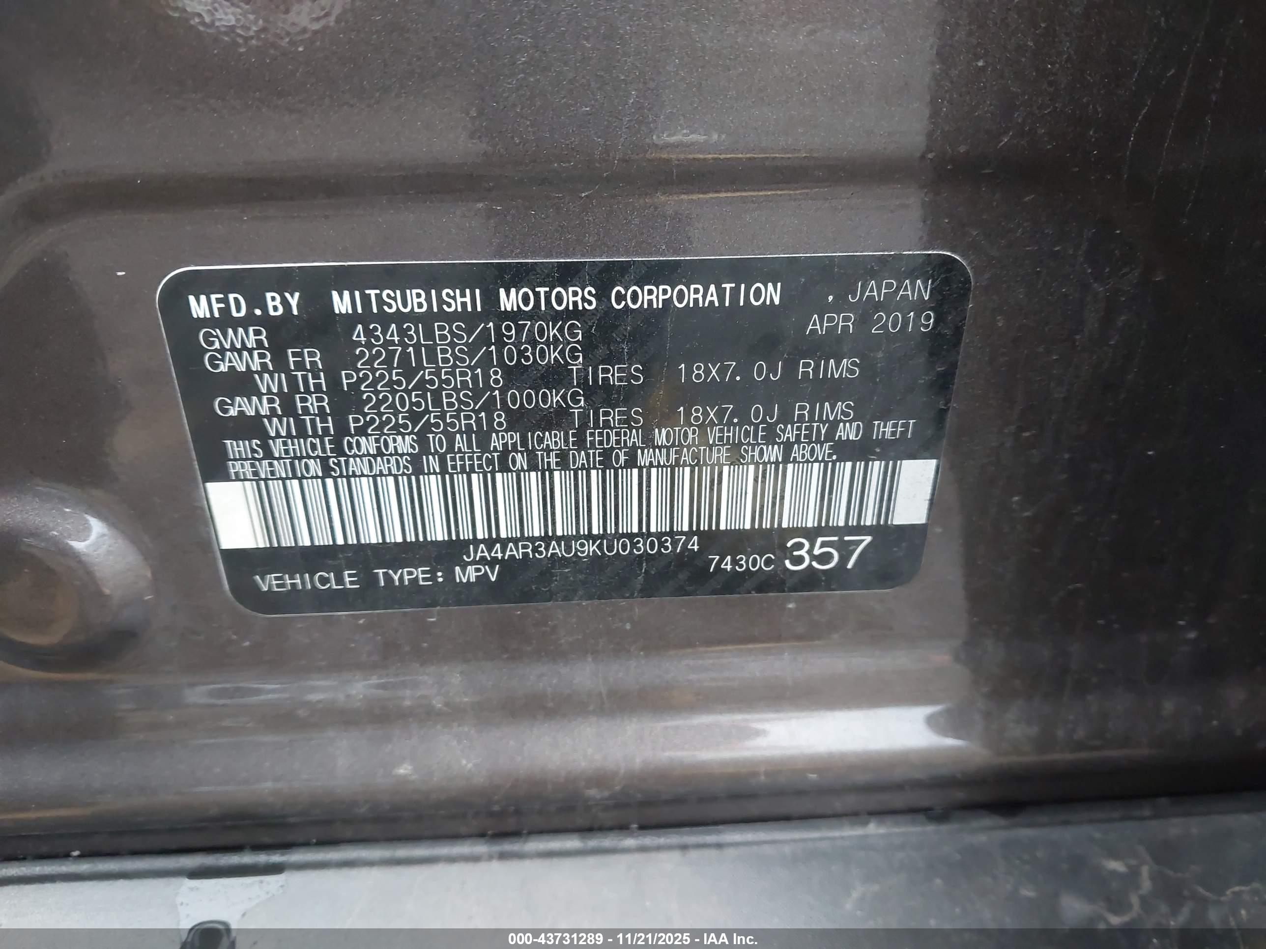 MITSUBISHI OUTLANDER image 9