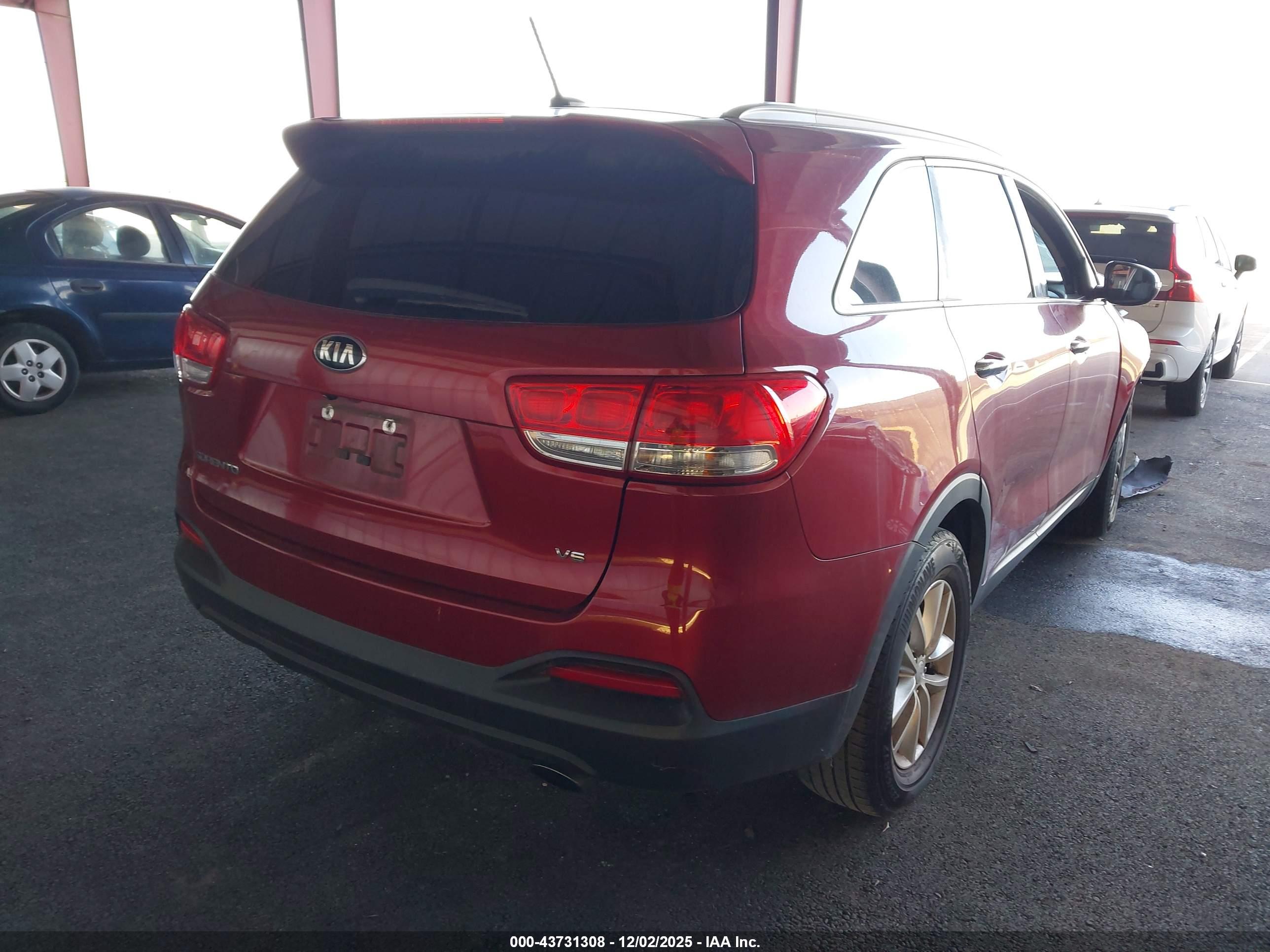 KIA SORENTO image 4