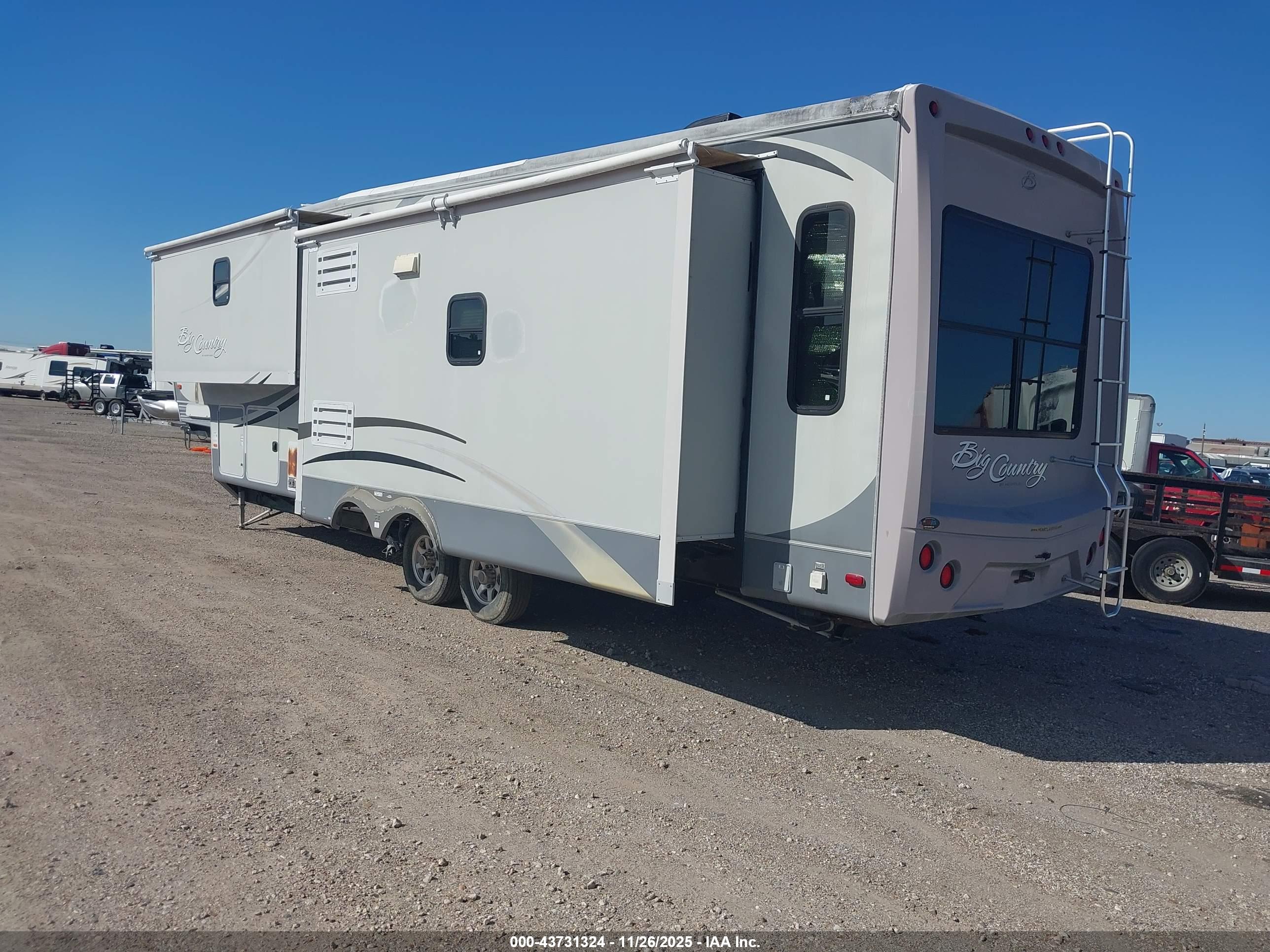 HEARTLAND RVS image 3