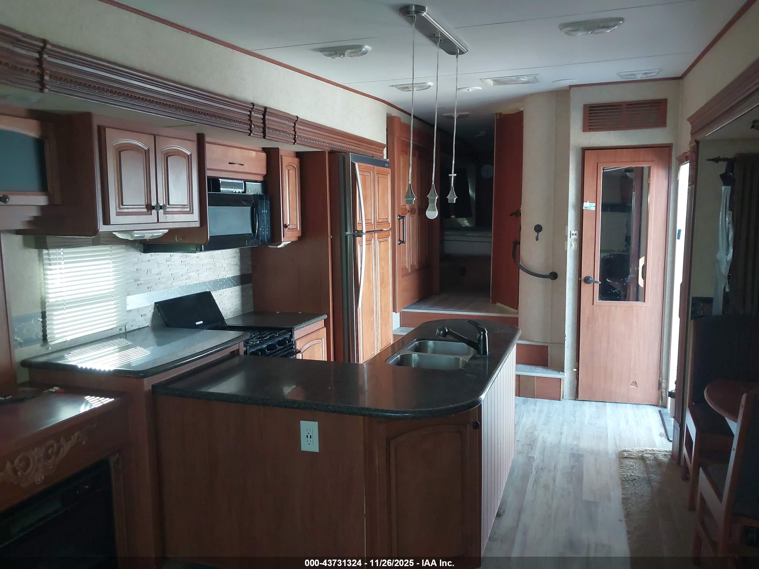 HEARTLAND RVS image 7