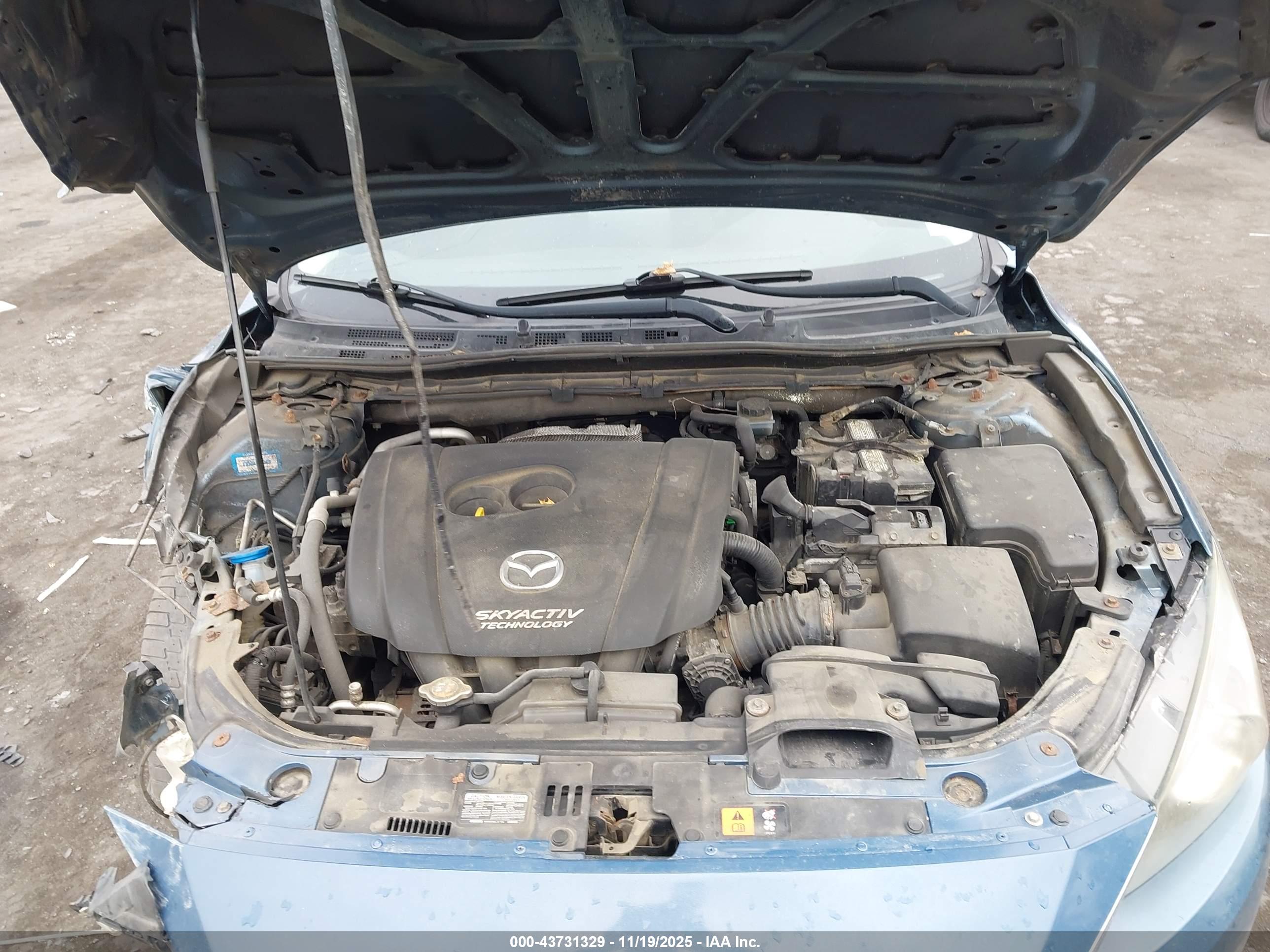 MAZDA MAZDA3 image 10