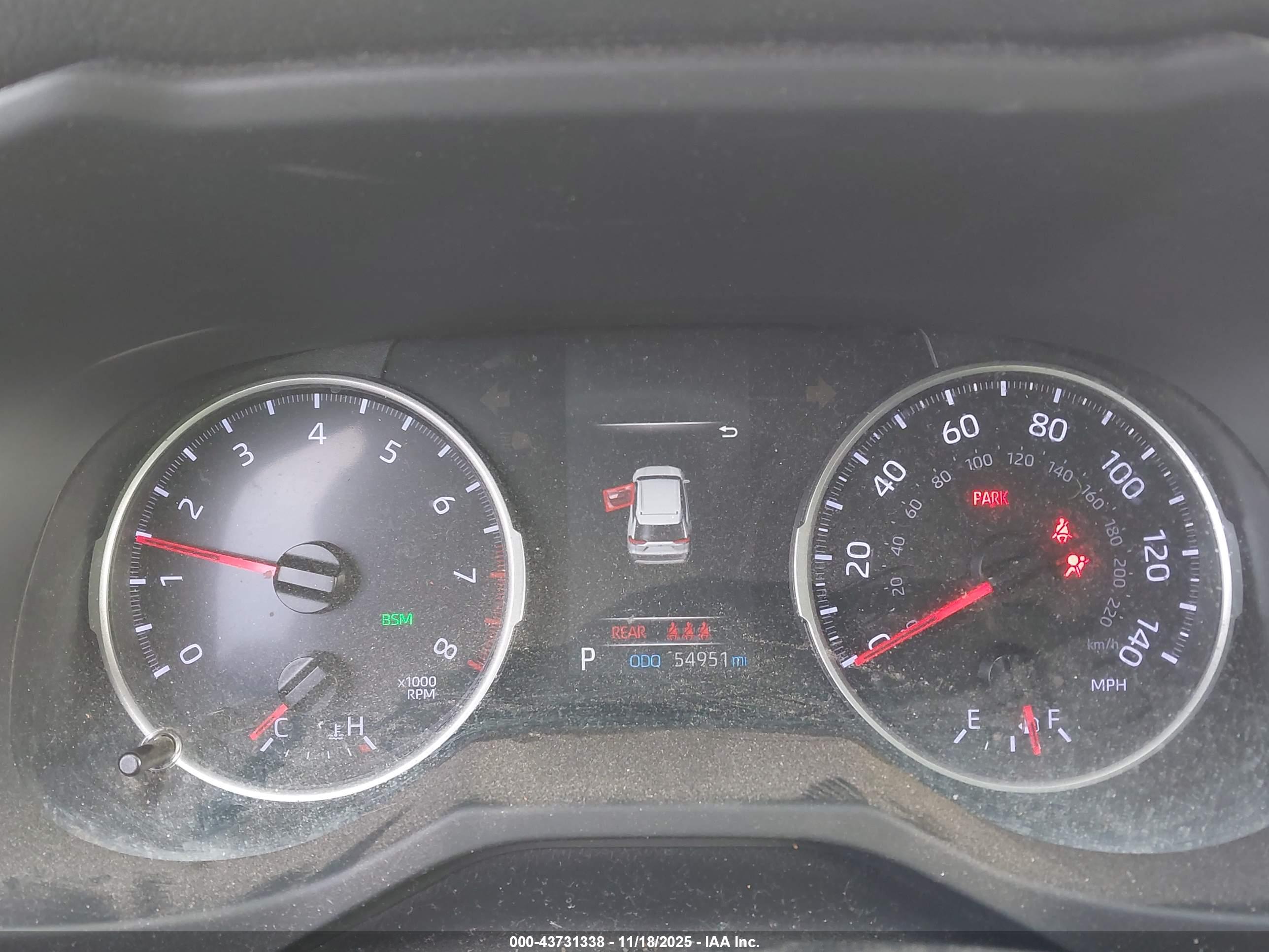 TOYOTA RAV4 image 7