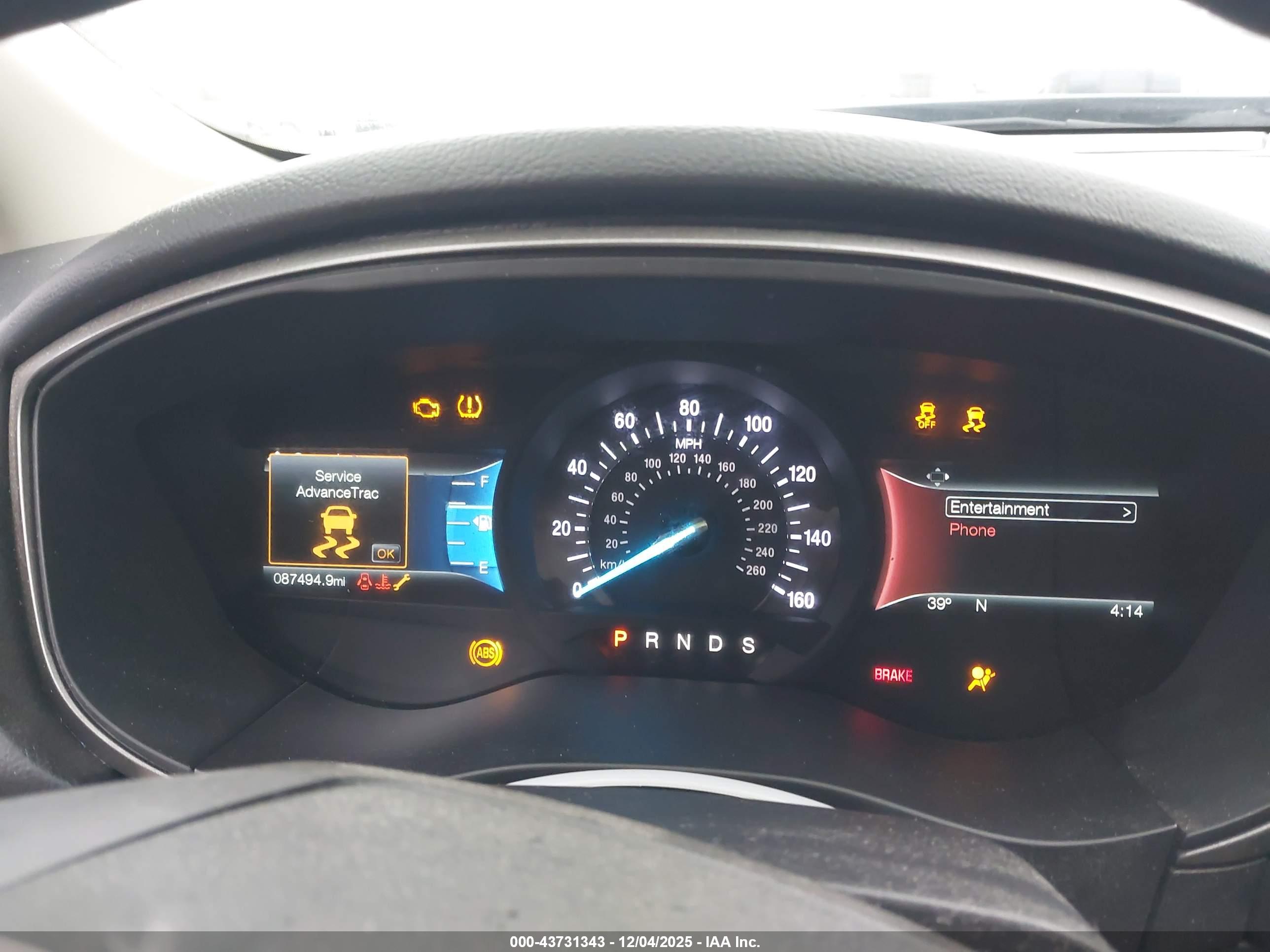 FORD FUSION image 7