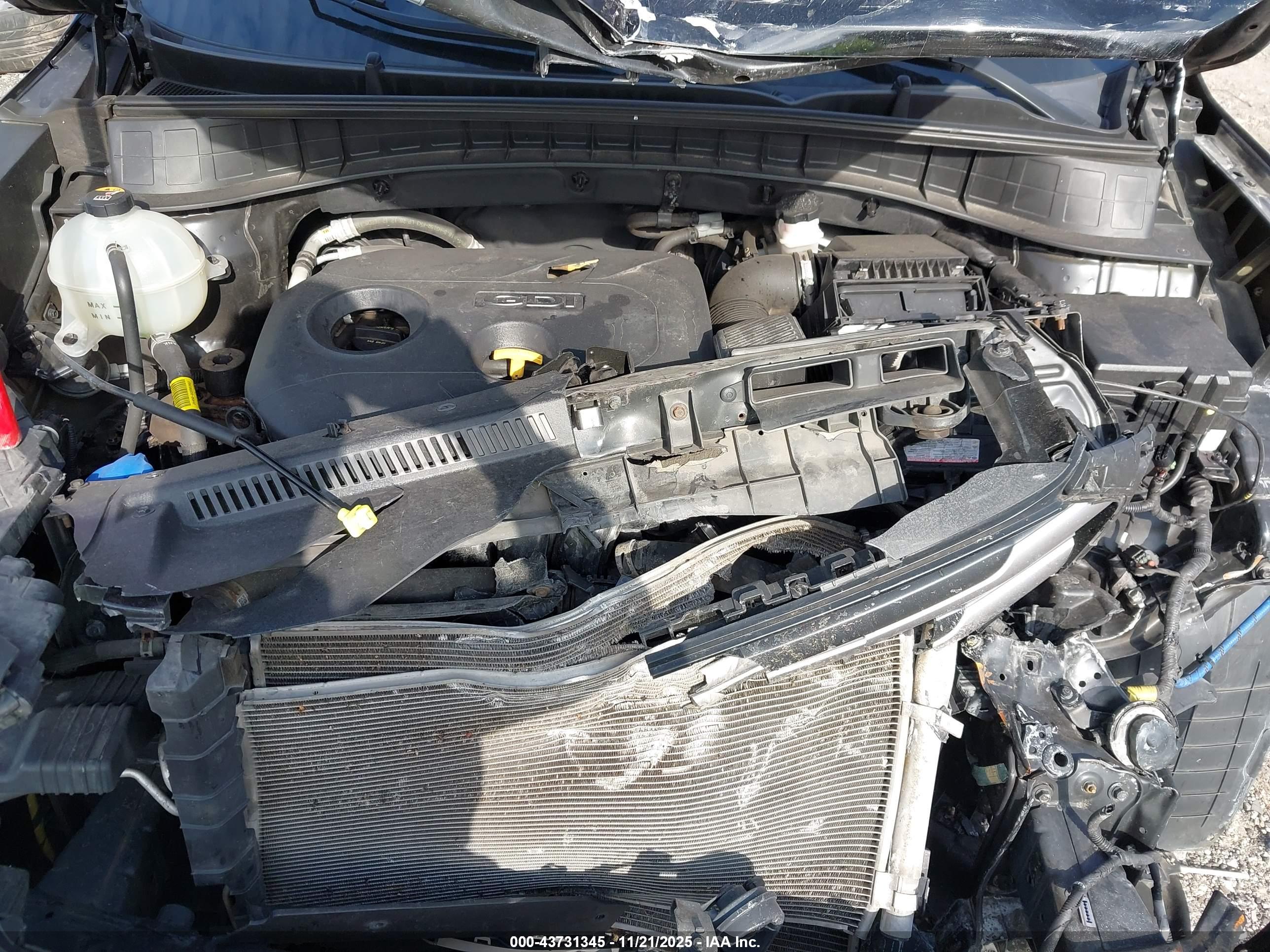 HYUNDAI TUCSON image 10