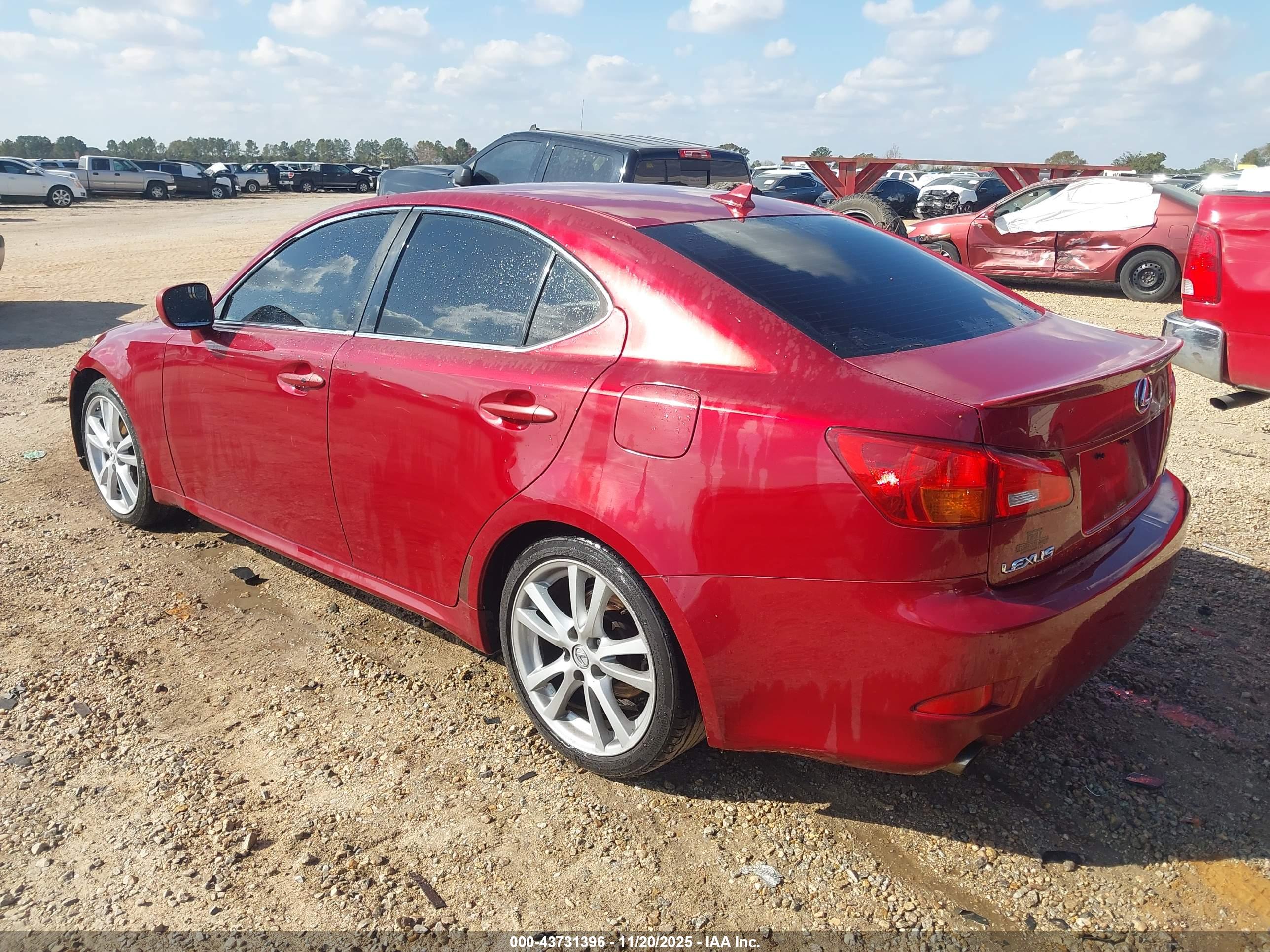 LEXUS IS image 3