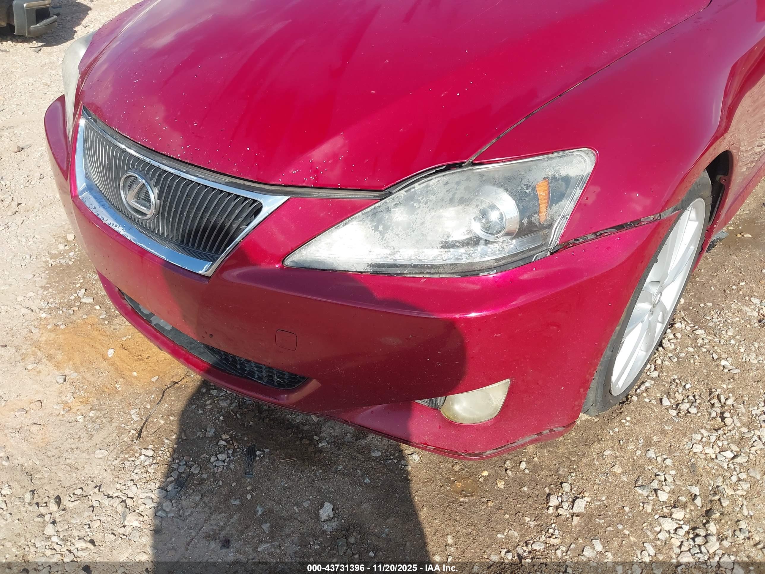 LEXUS IS image 6