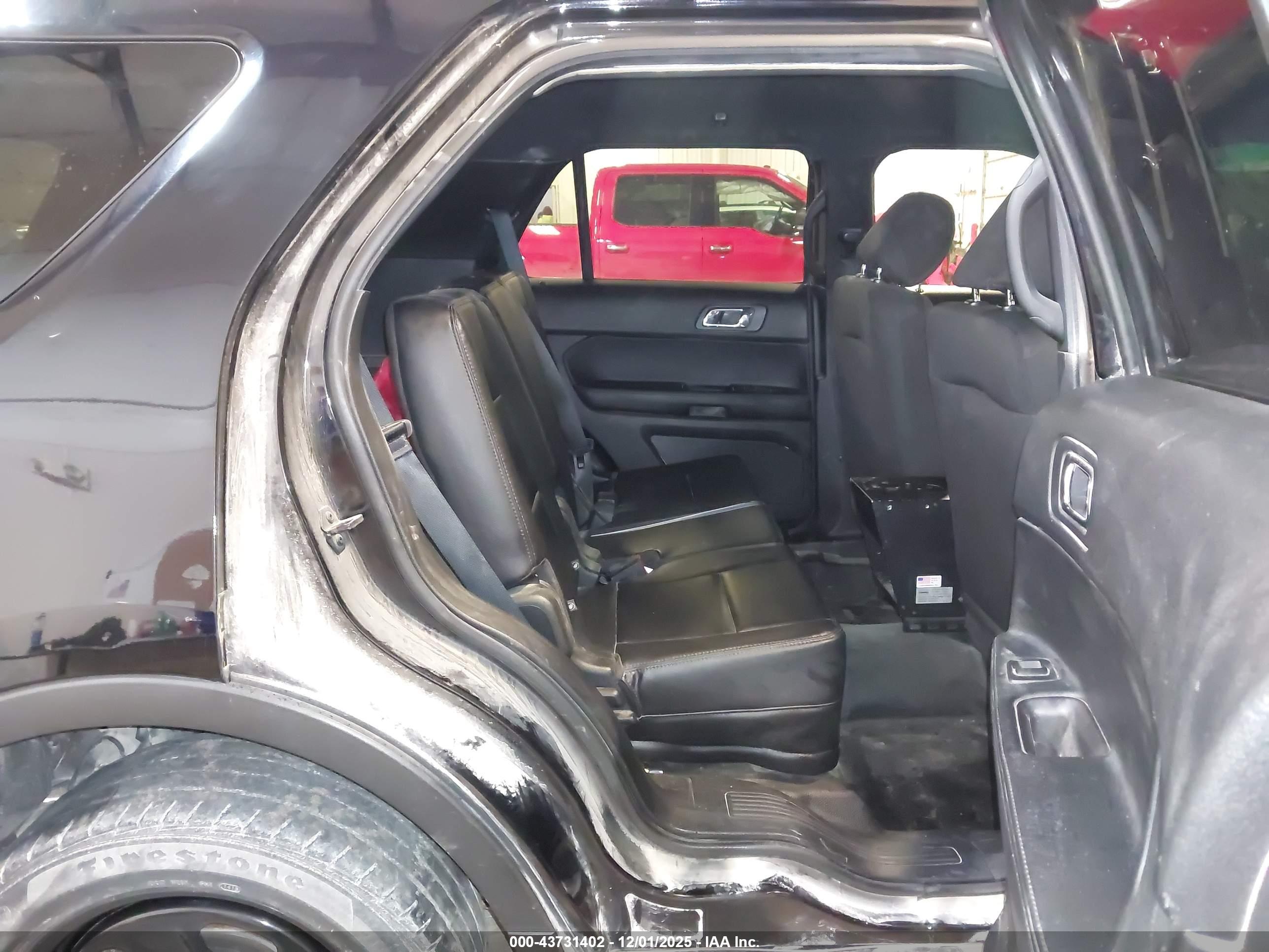 FORD UTILITY image 8