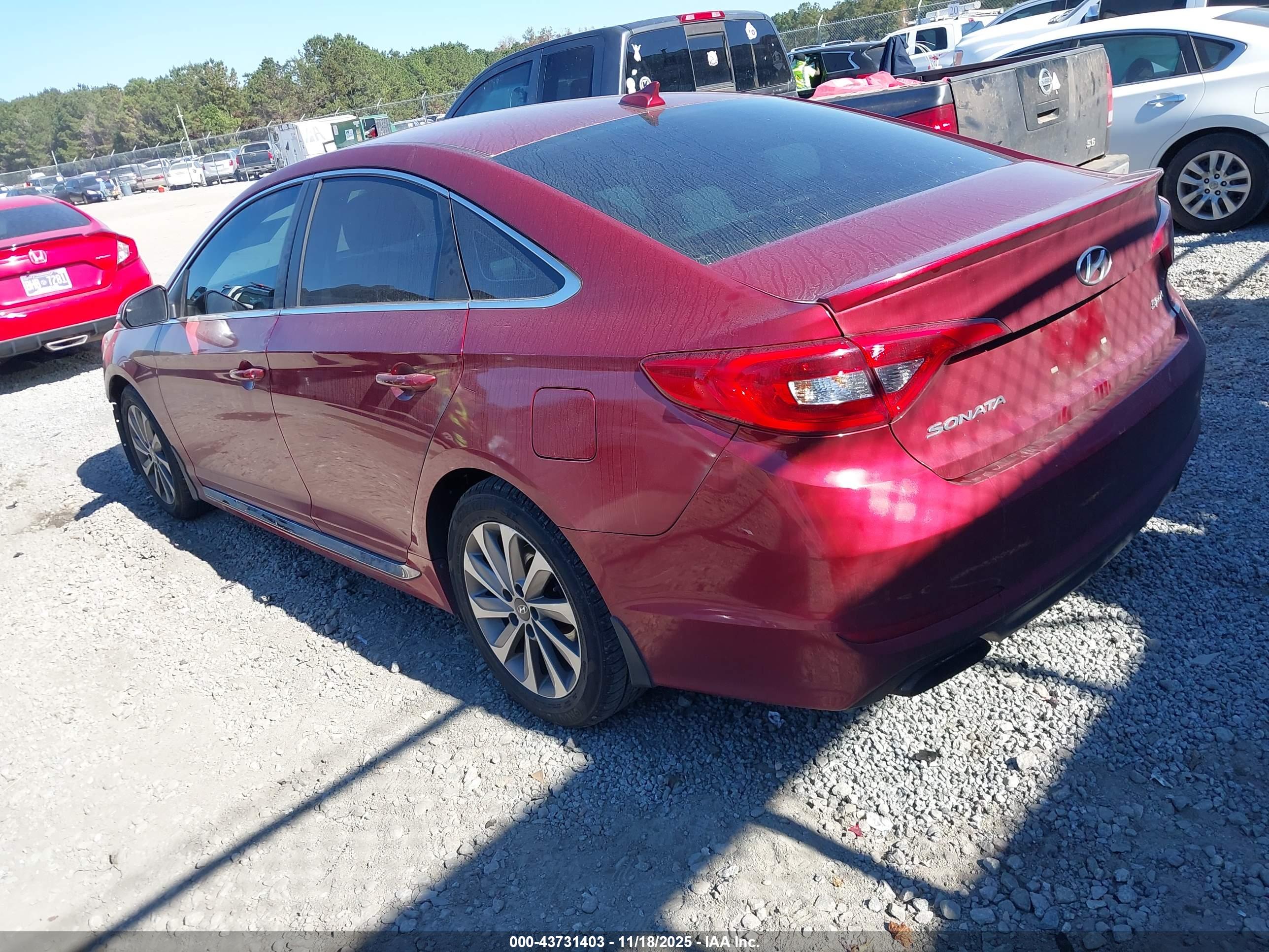 HYUNDAI SONATA image 3