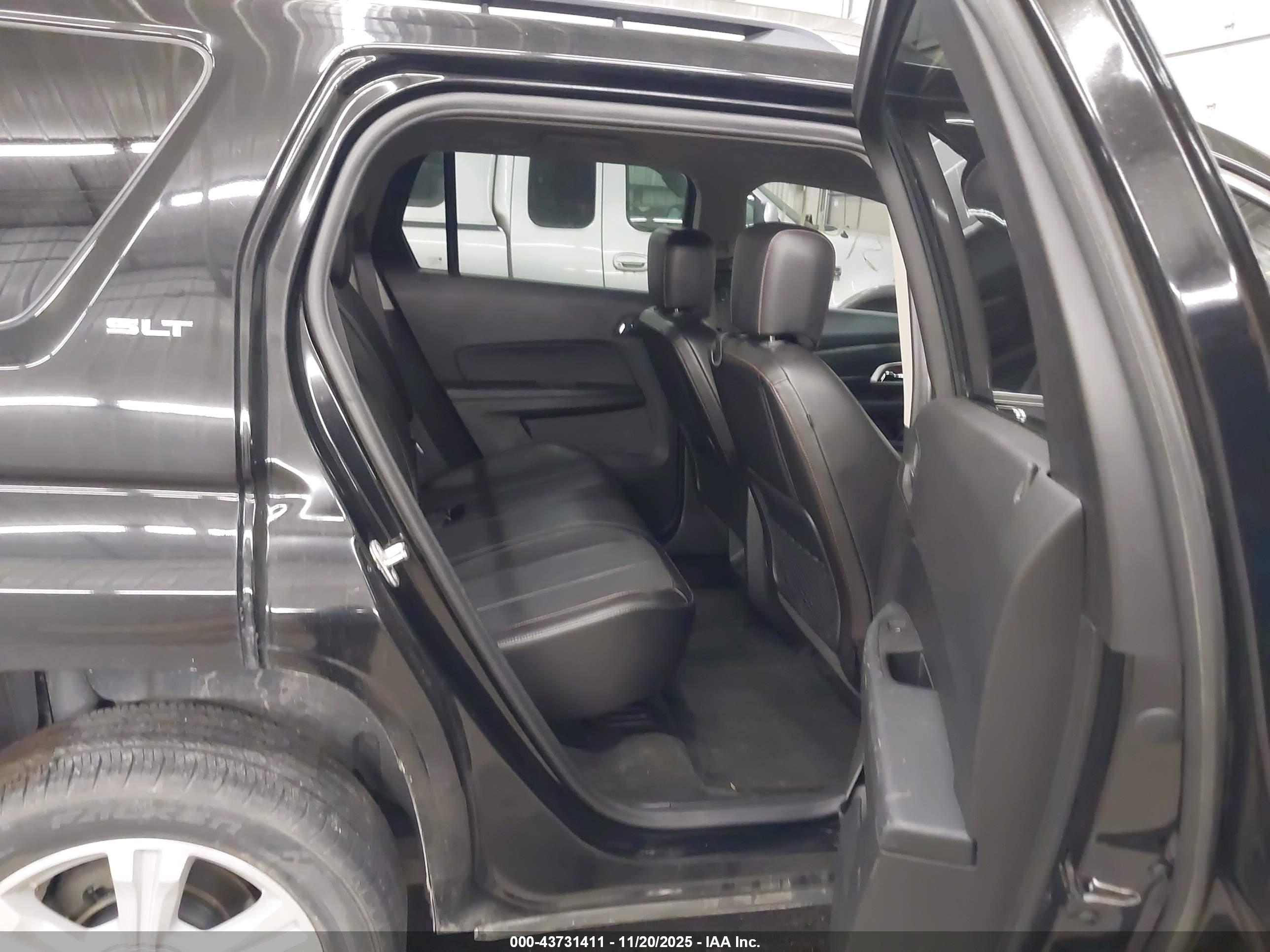 GMC TERRAIN image 8