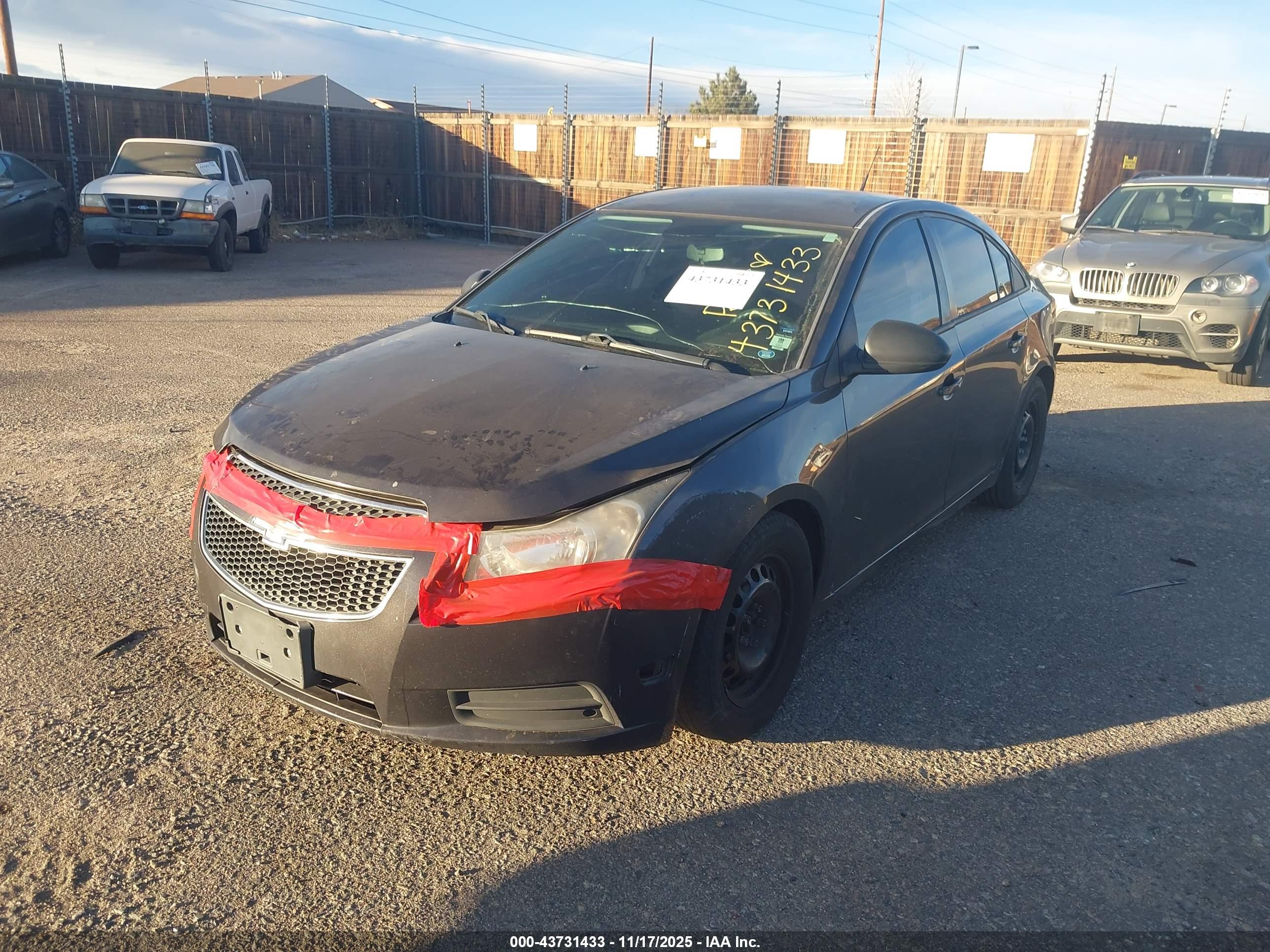 CHEVROLET CRUZE image 2