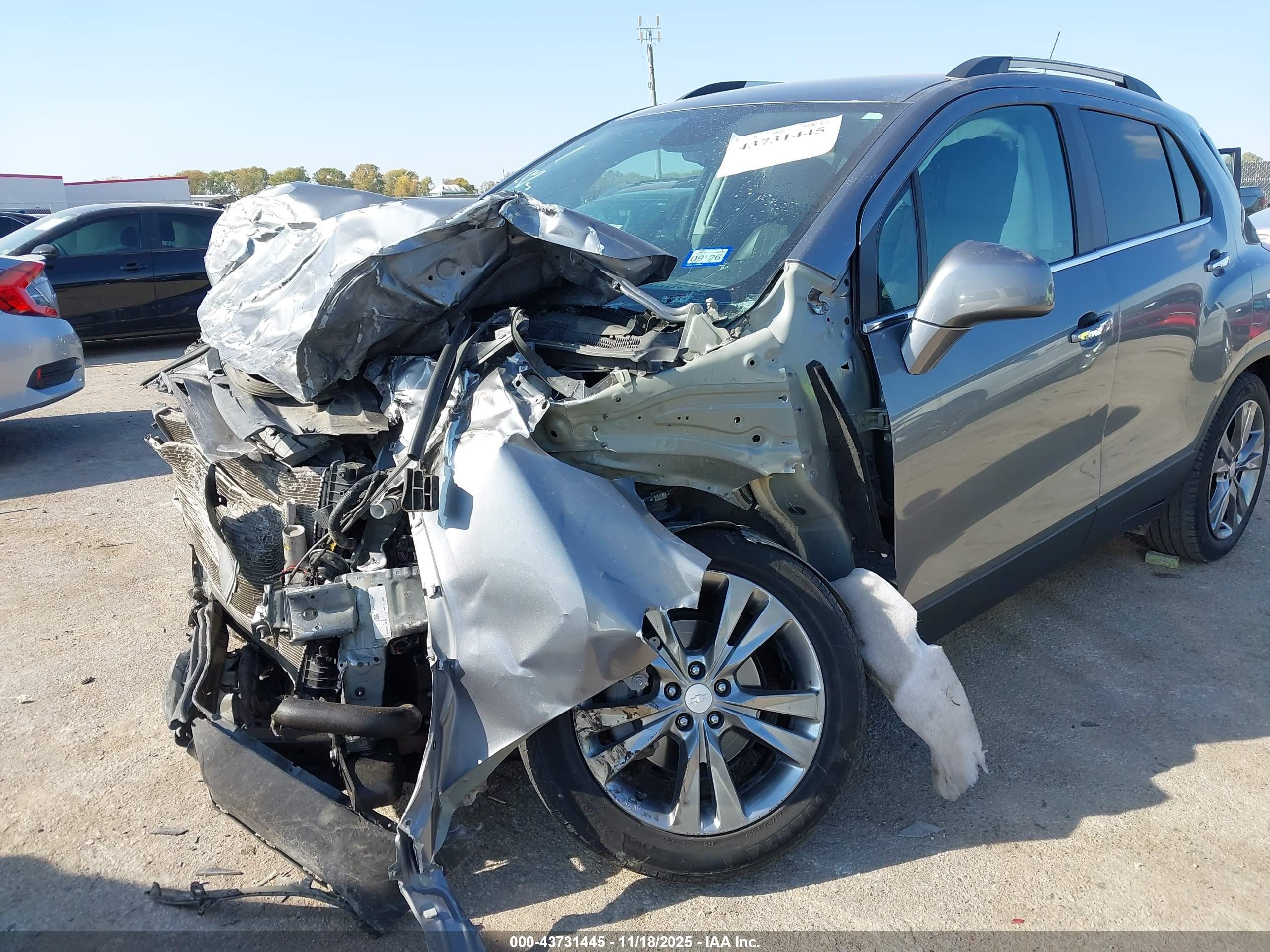 CHEVROLET TRAX image 6