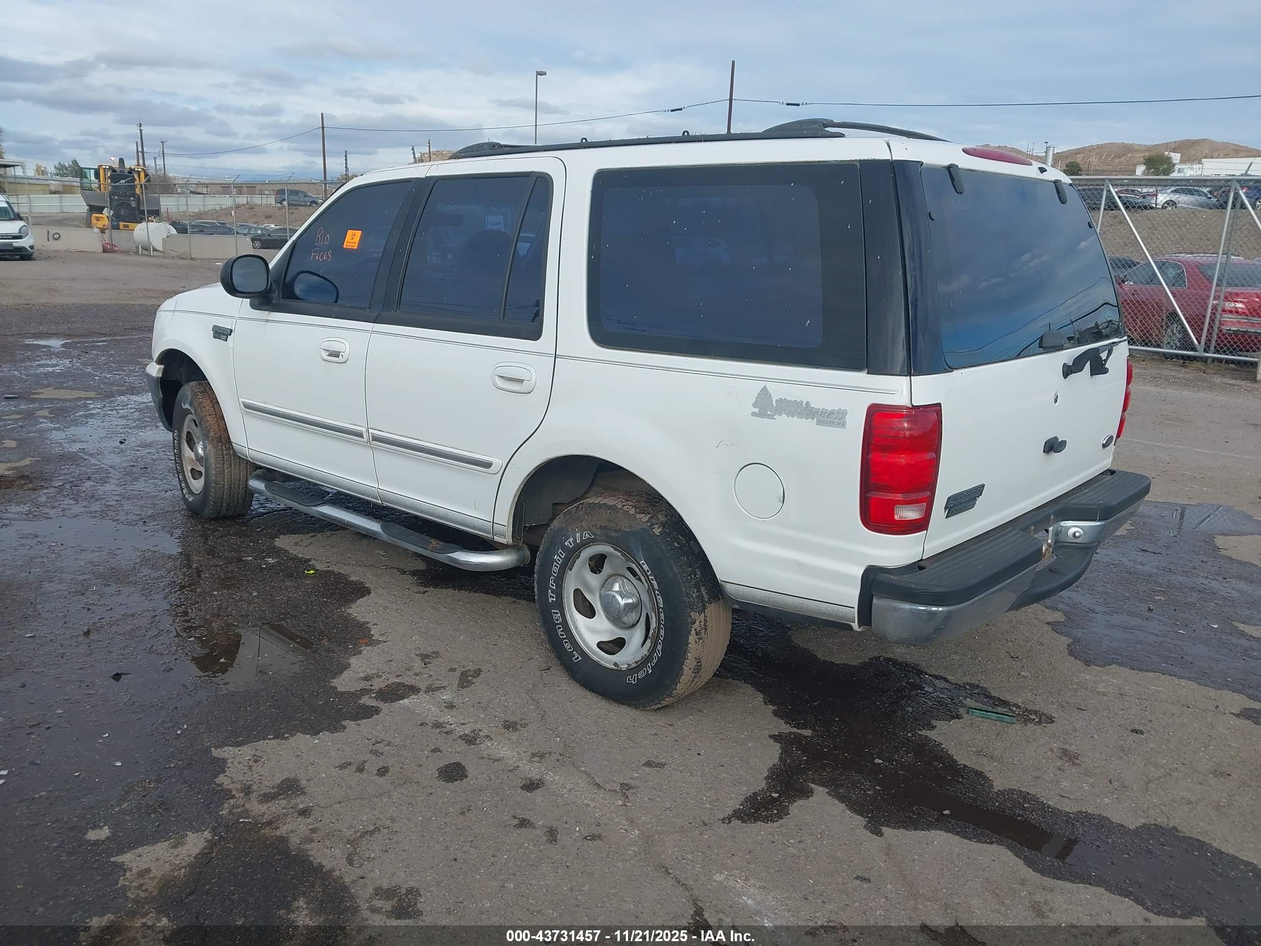 FORD EXPEDITION image 3