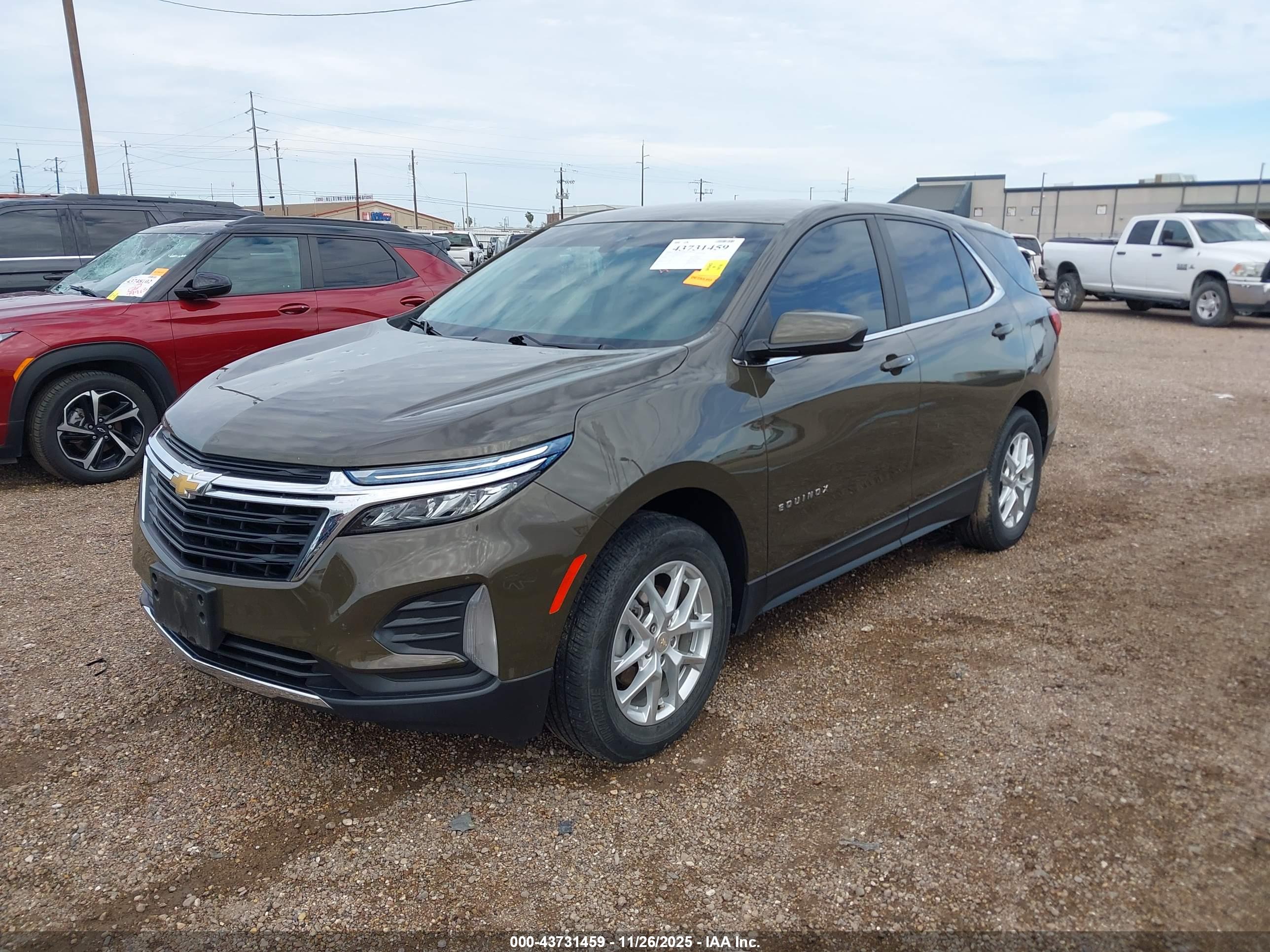 CHEVROLET EQUINOX image 2