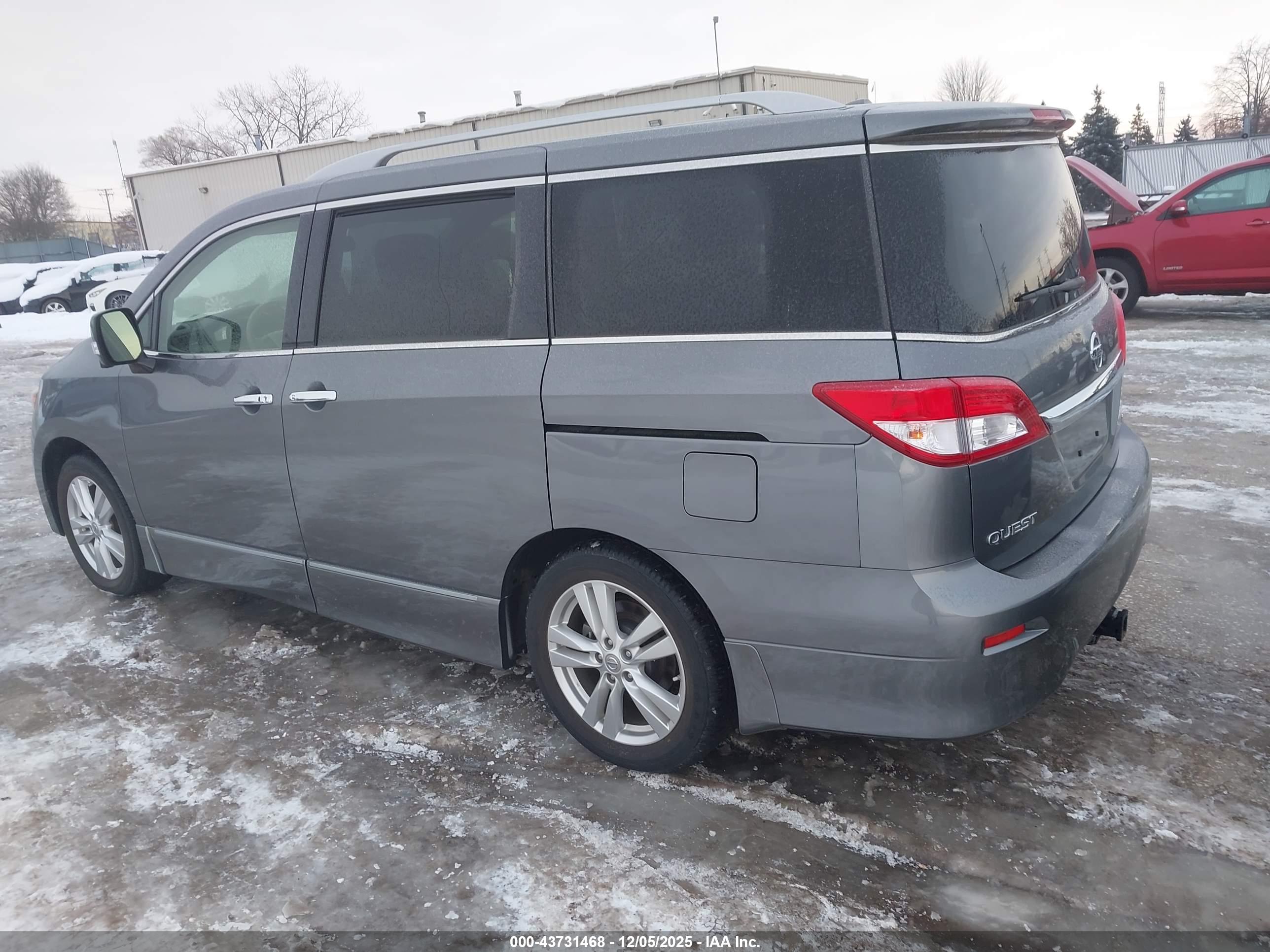 NISSAN QUEST image 3