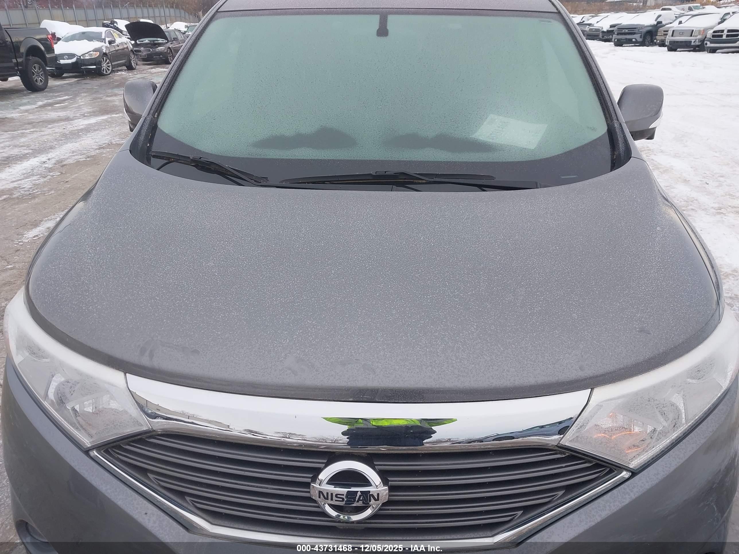 NISSAN QUEST image 6
